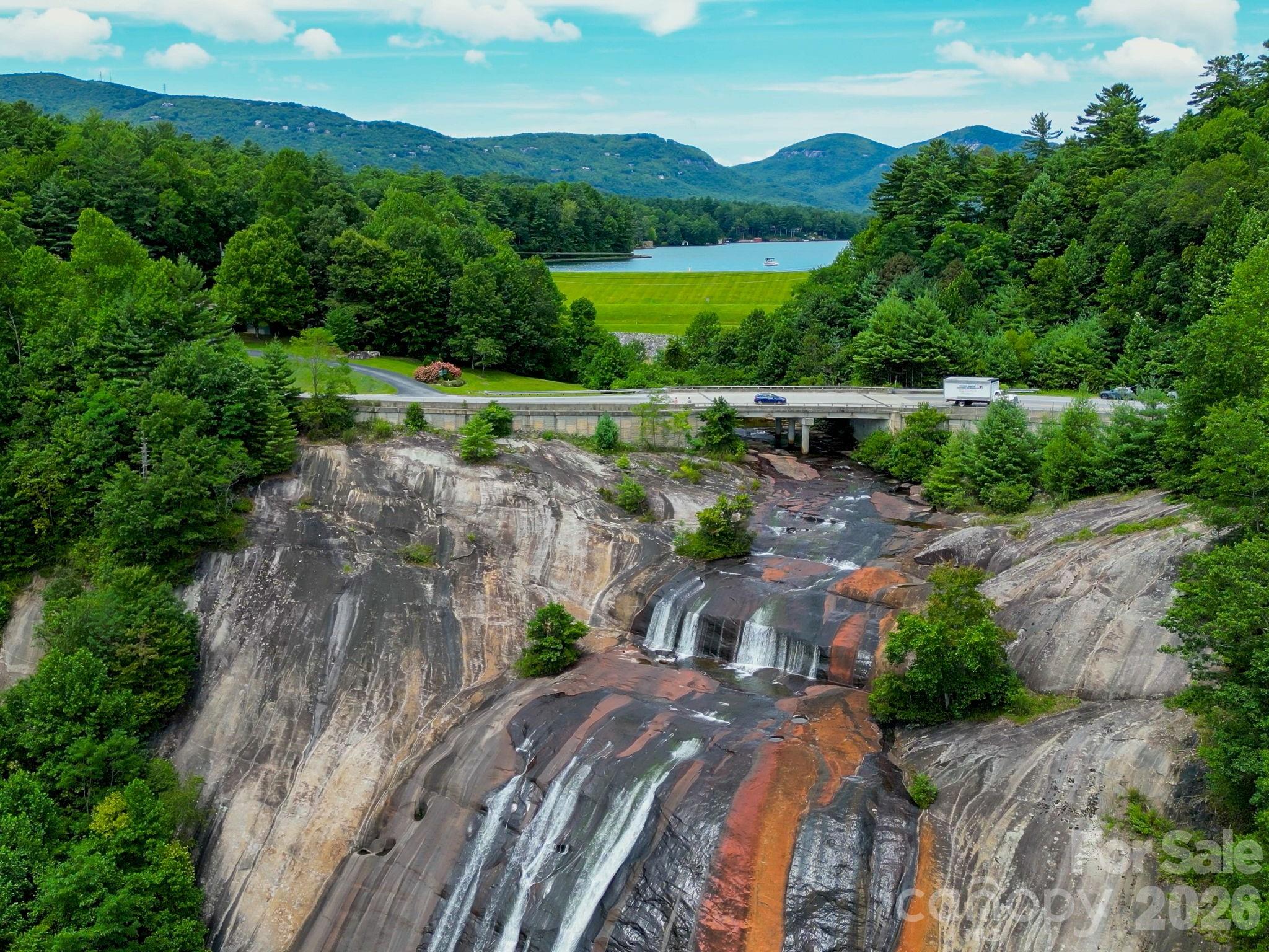 78 Upper Tanglewood Road #6 — Lake Toxaway