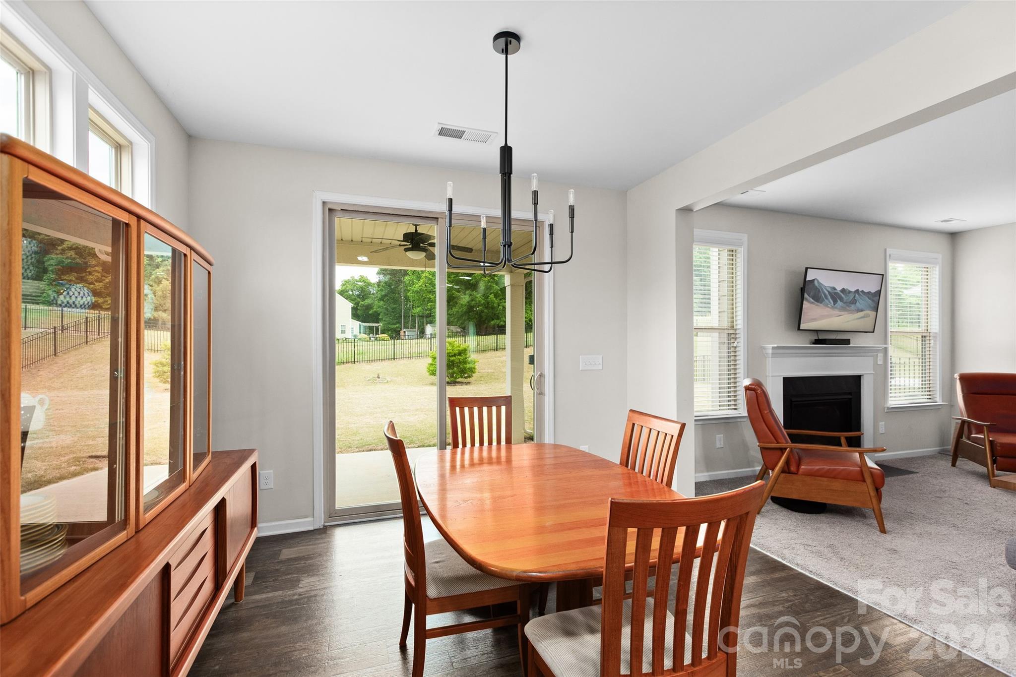 128 Stibbs Cross Road — Mooresville