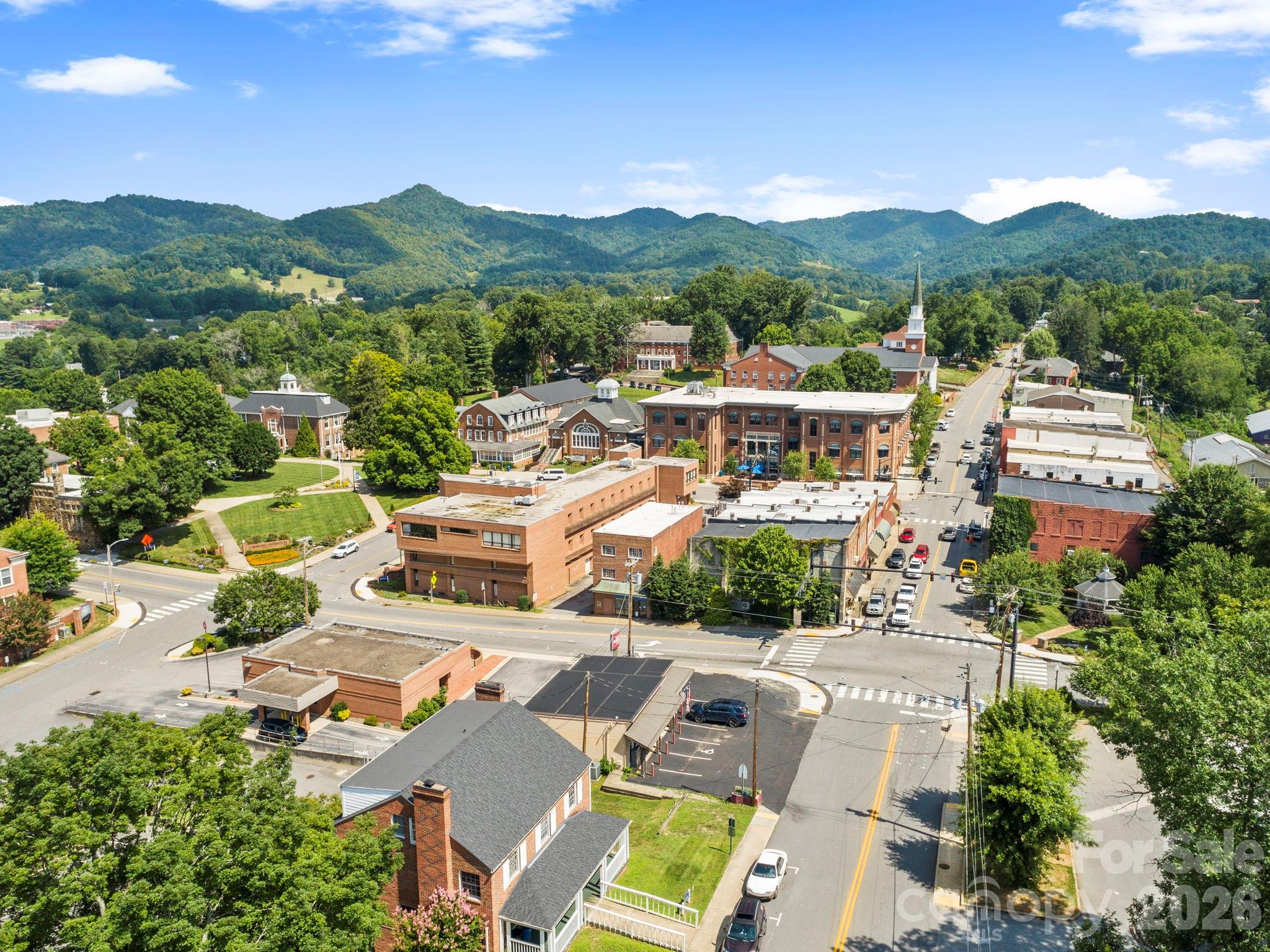 140 N Main Street — Mars Hill