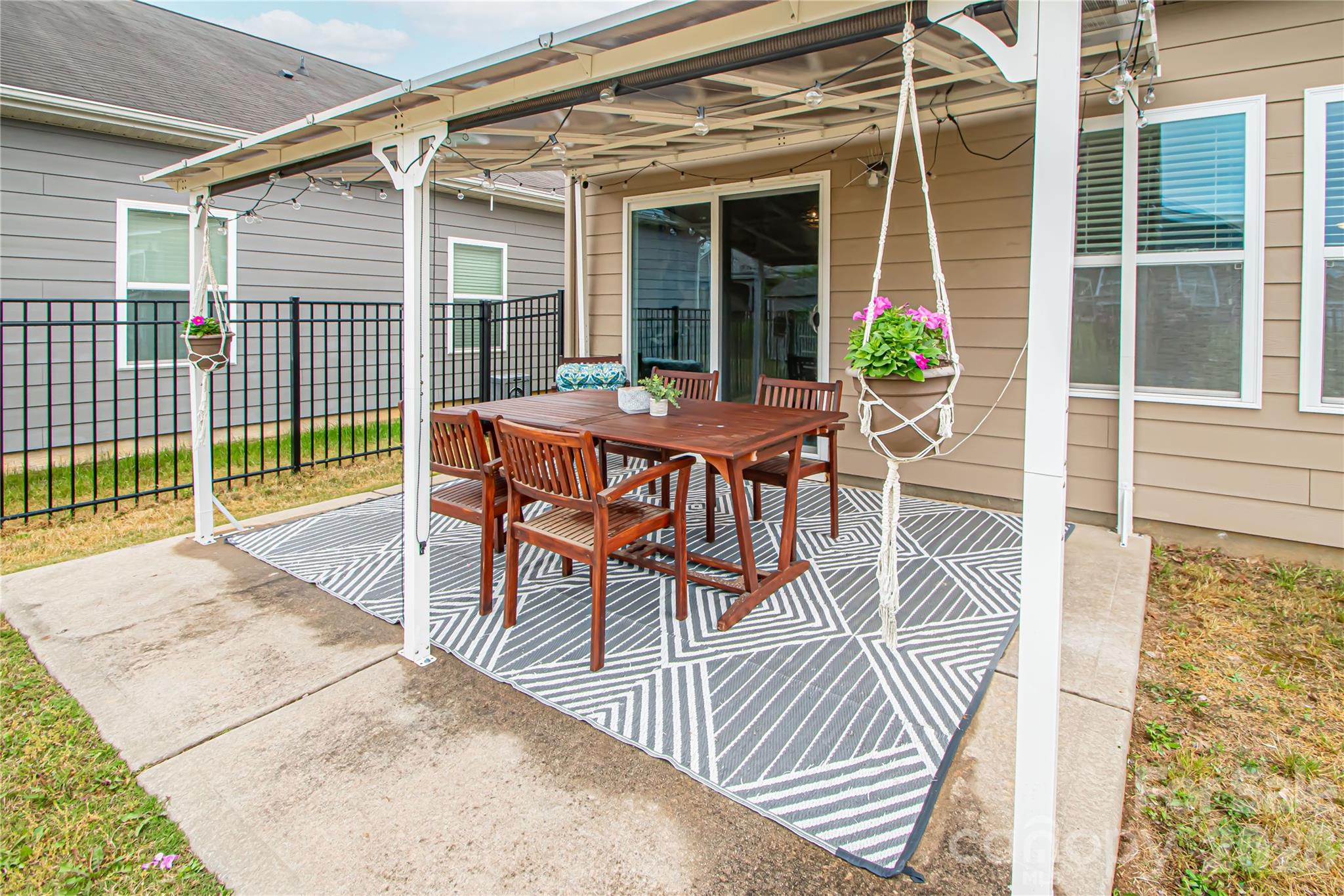 11145 Chapeclane Road — Charlotte