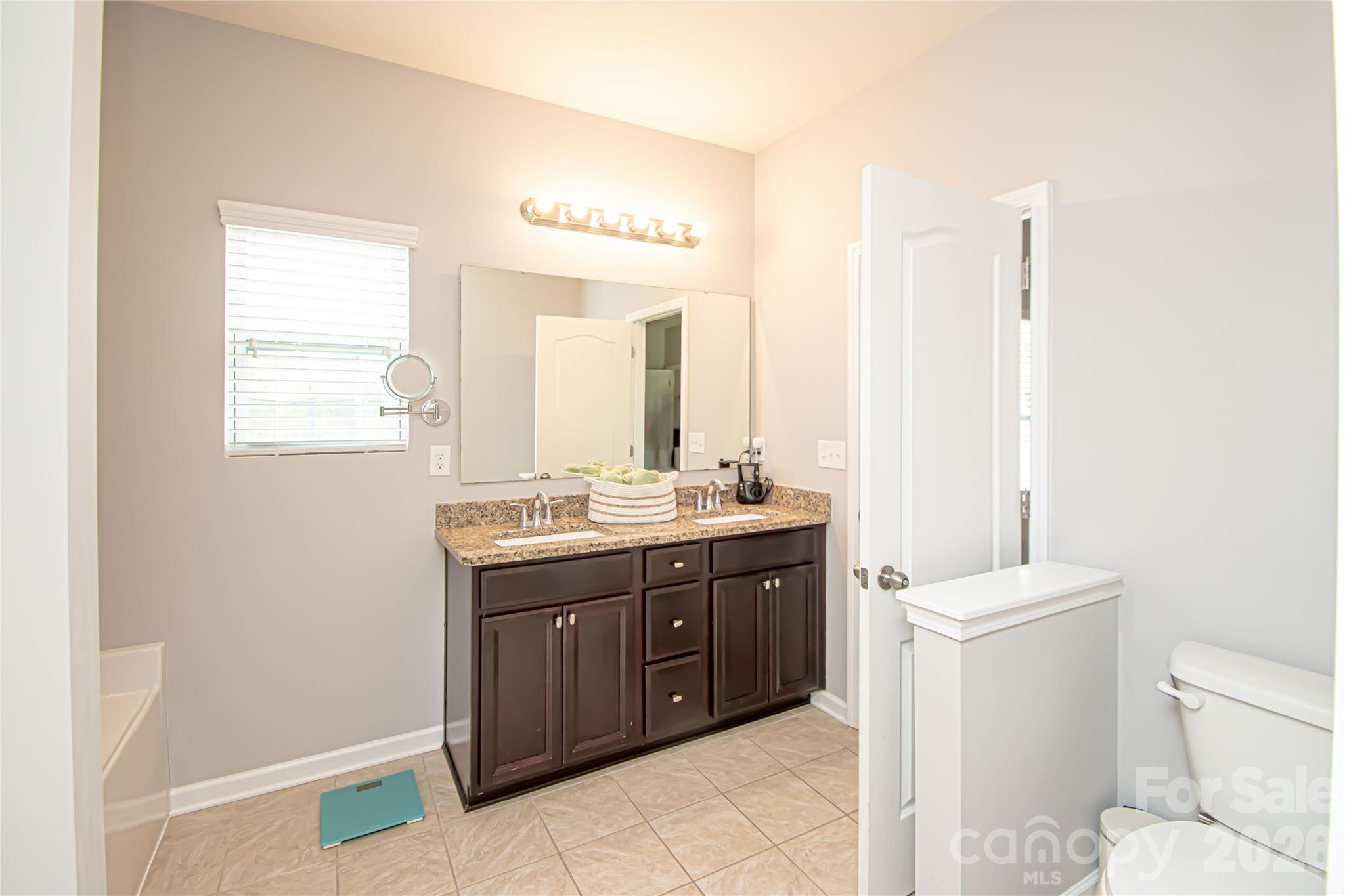 11145 Chapeclane Road — Charlotte