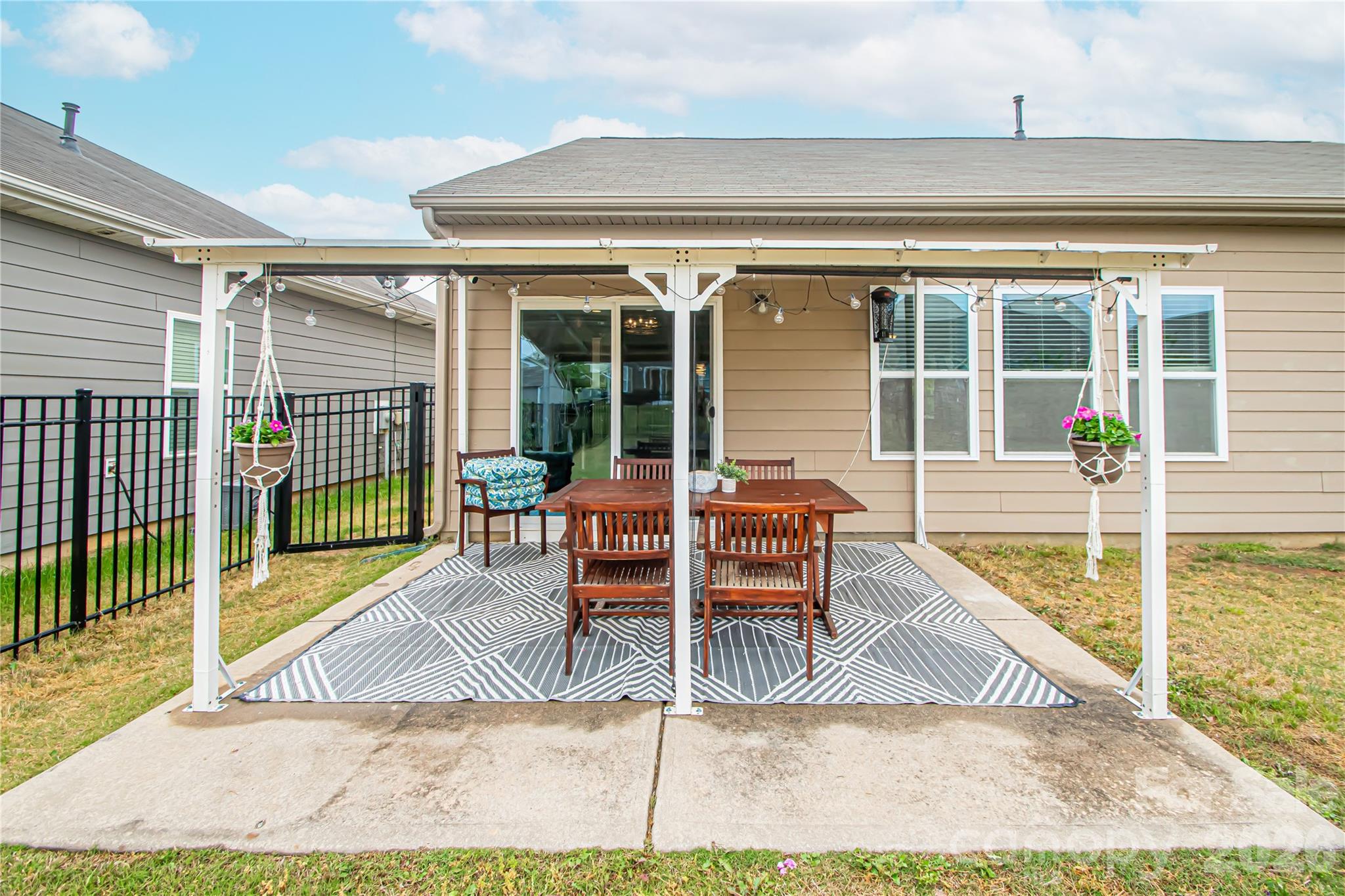 11145 Chapeclane Road — Charlotte