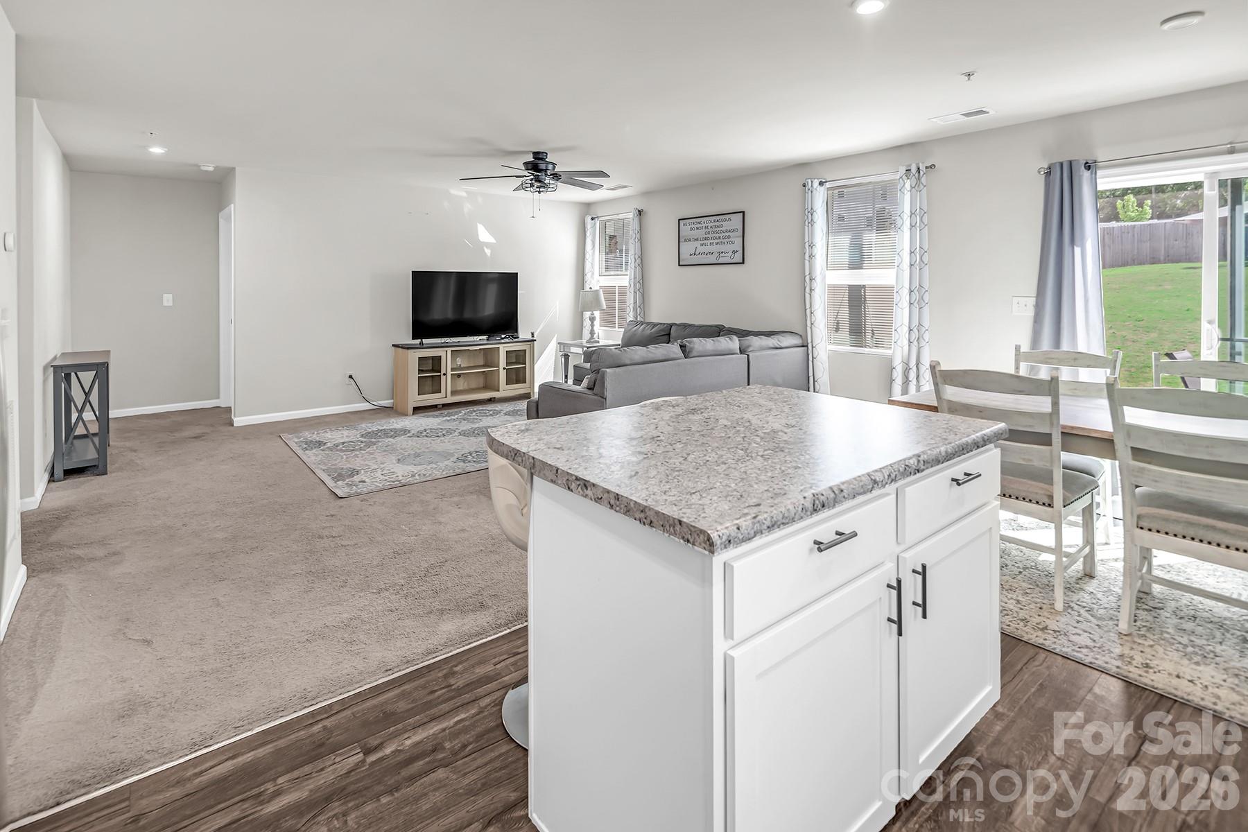 2458 Thorn Spring Lane SE — Concord