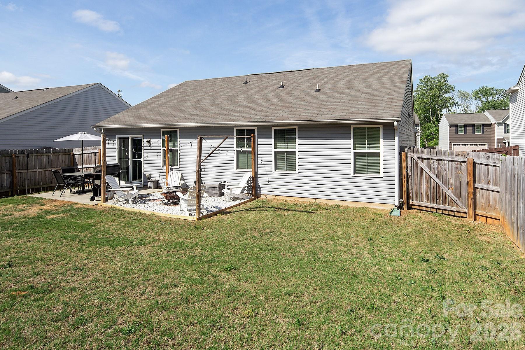 2458 Thorn Spring Lane SE — Concord