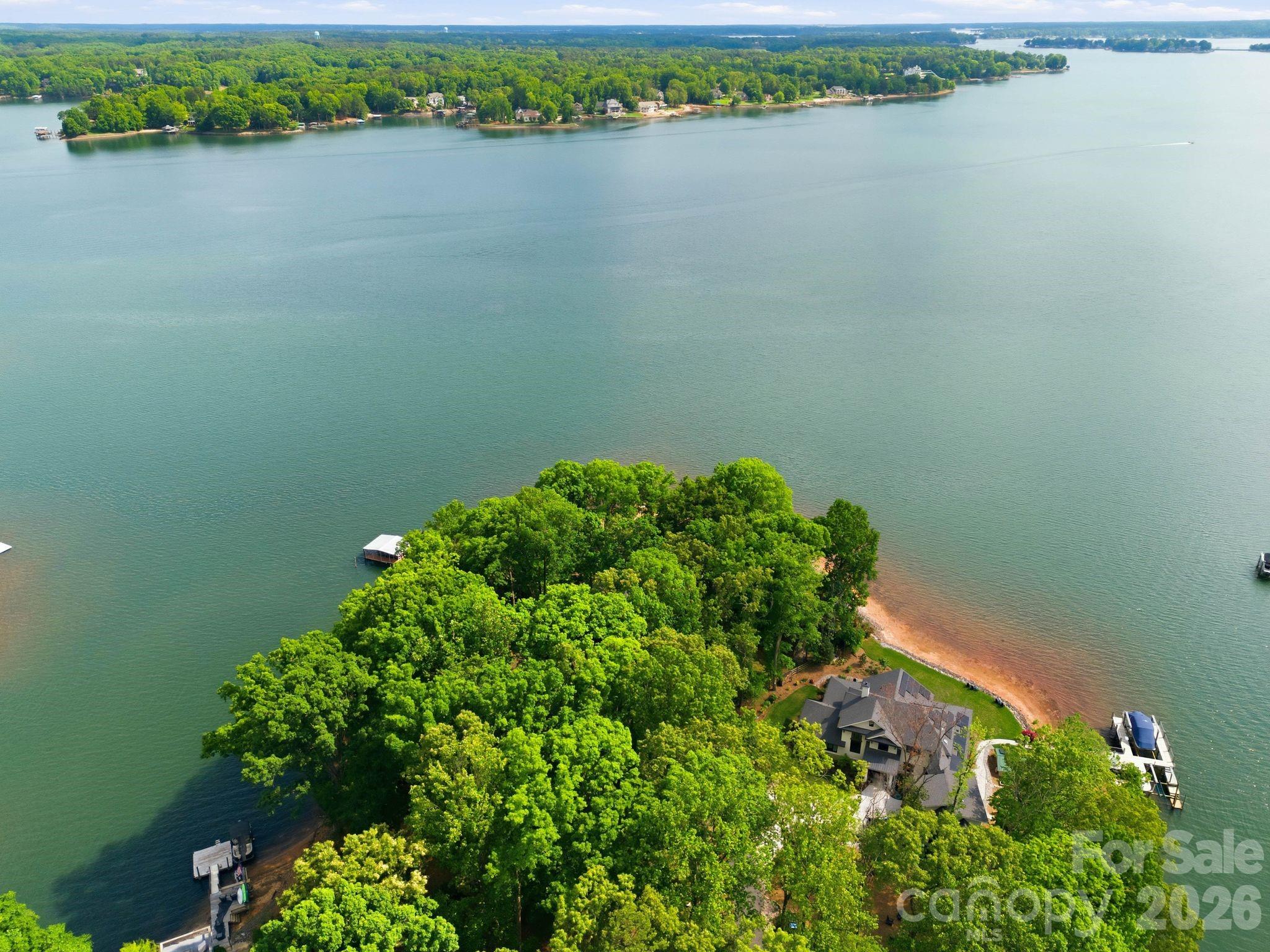 3725 Kingfisher Lane — Terrell