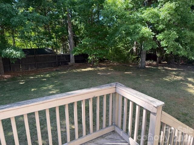 11025 Fountaingrove Drive — Charlotte