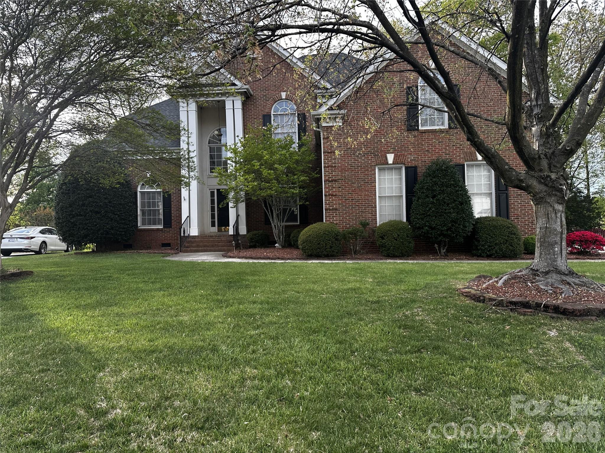 11025 Fountaingrove Drive — Charlotte