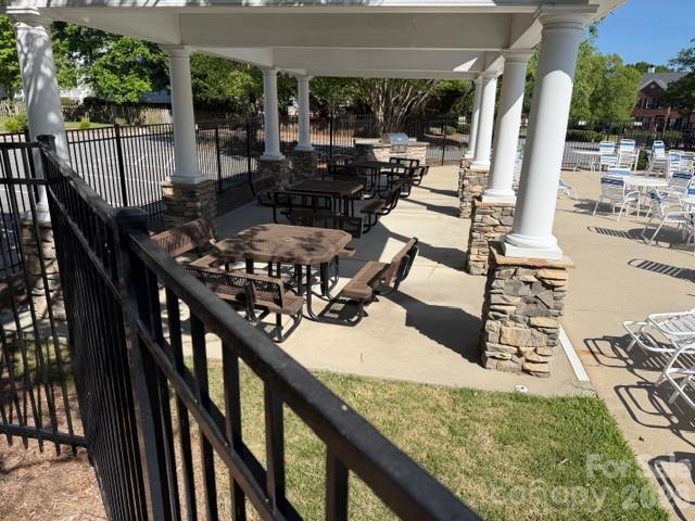 11025 Fountaingrove Drive — Charlotte