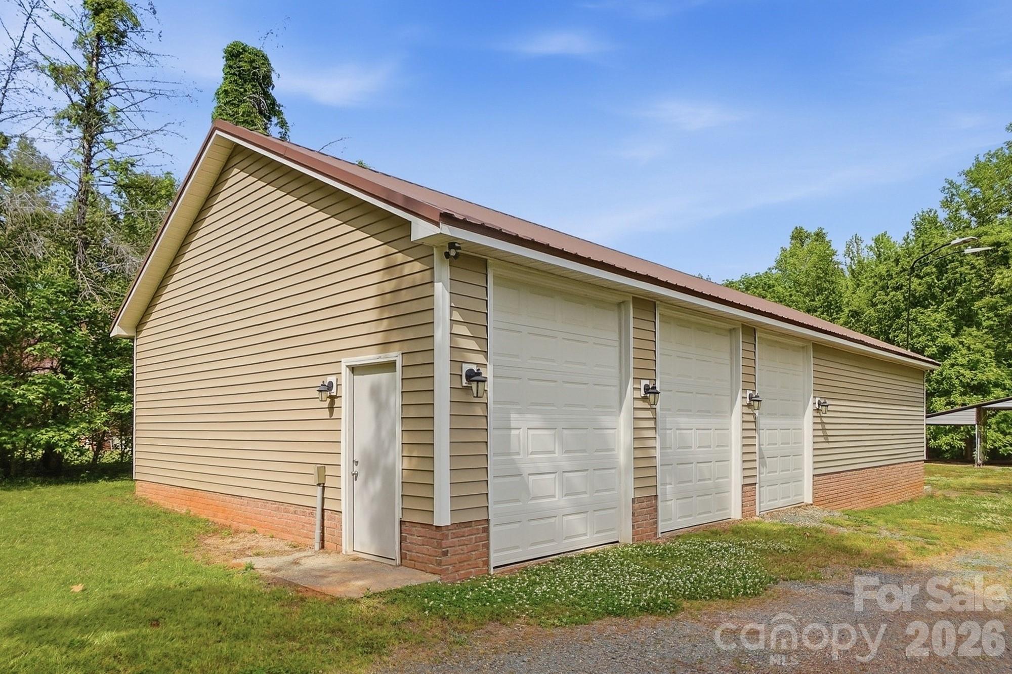 1375 Phaniel Church Road — Rockwell
