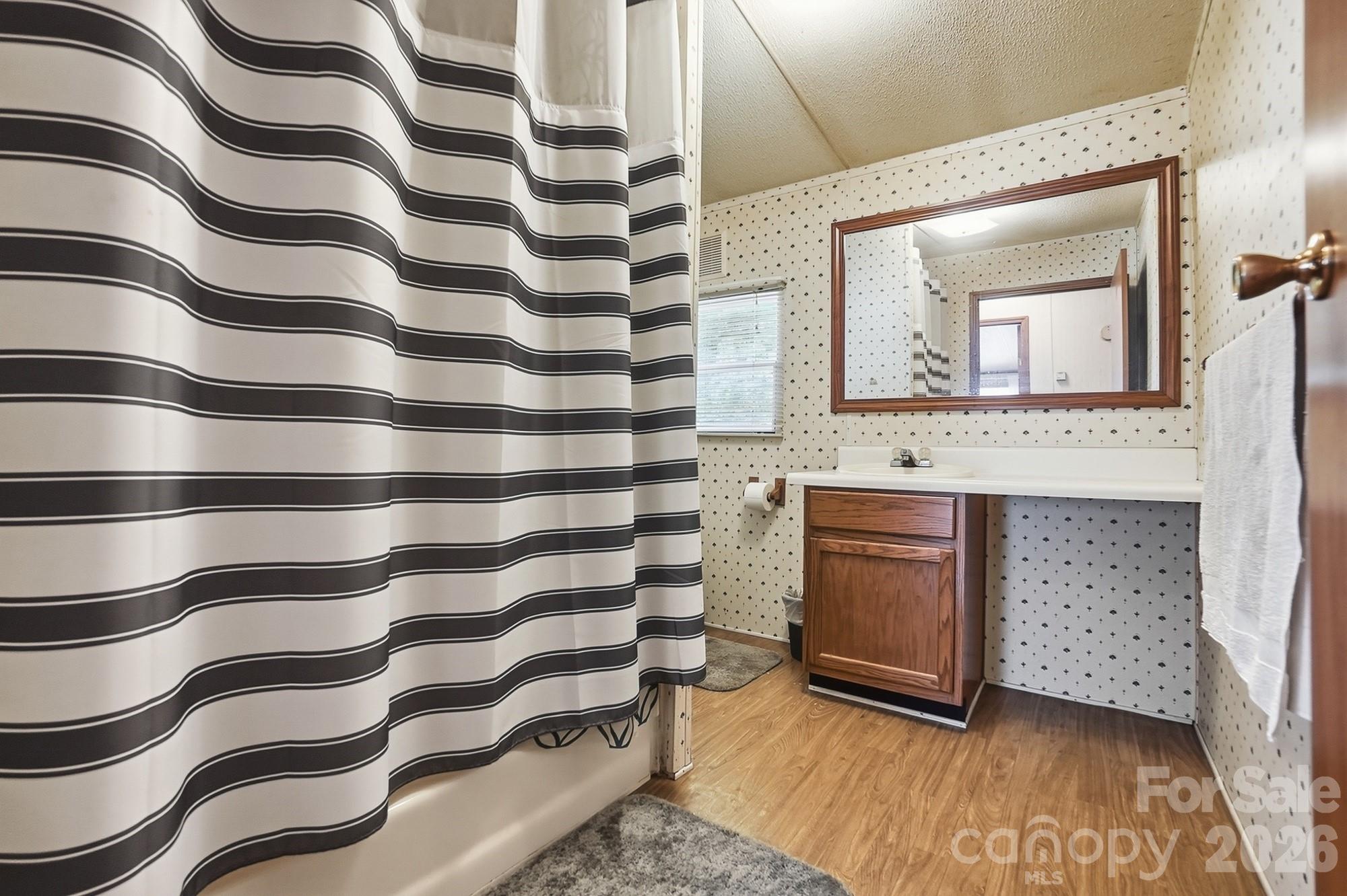 1375 Phaniel Church Road — Rockwell