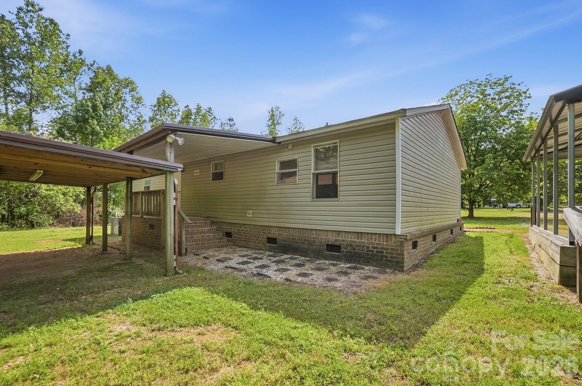 1375 Phaniel Church Road — Rockwell