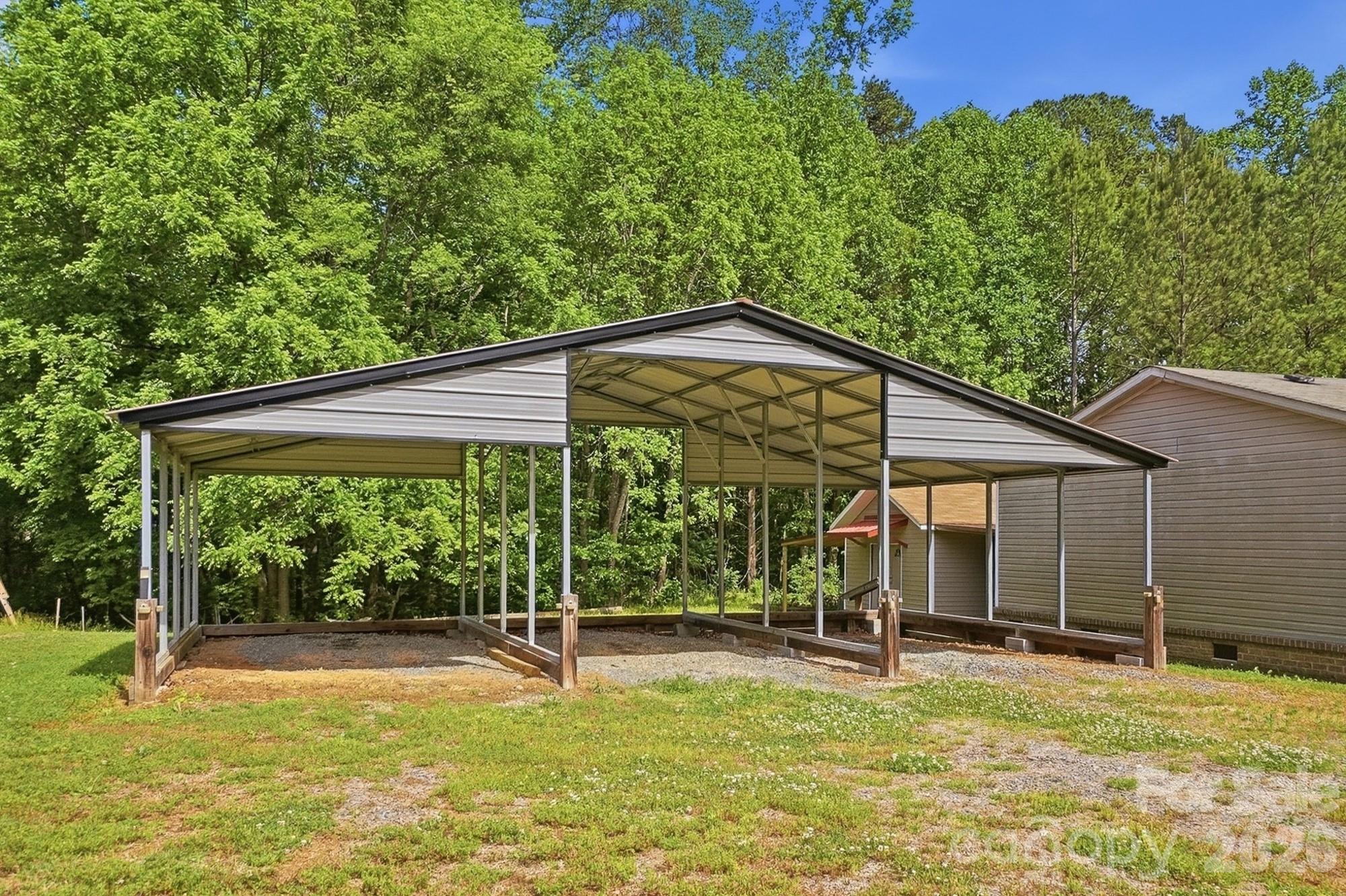 1375 Phaniel Church Road — Rockwell
