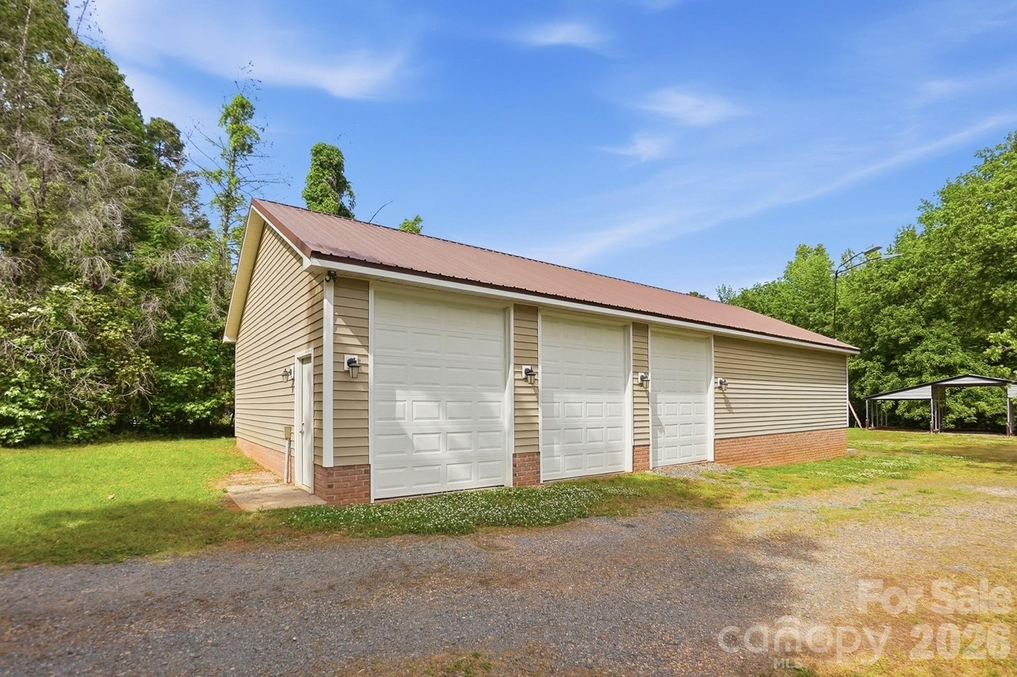 1375 Phaniel Church Road — Rockwell