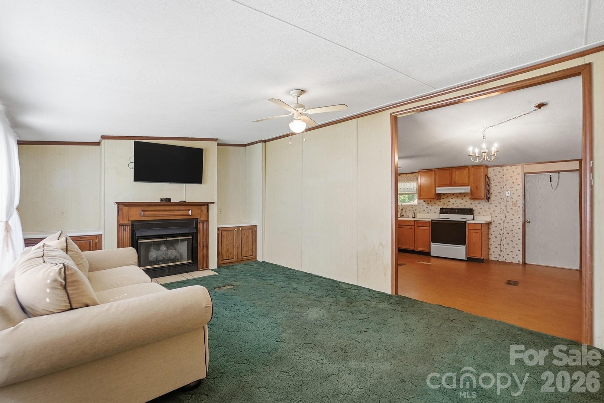 1375 Phaniel Church Road — Rockwell