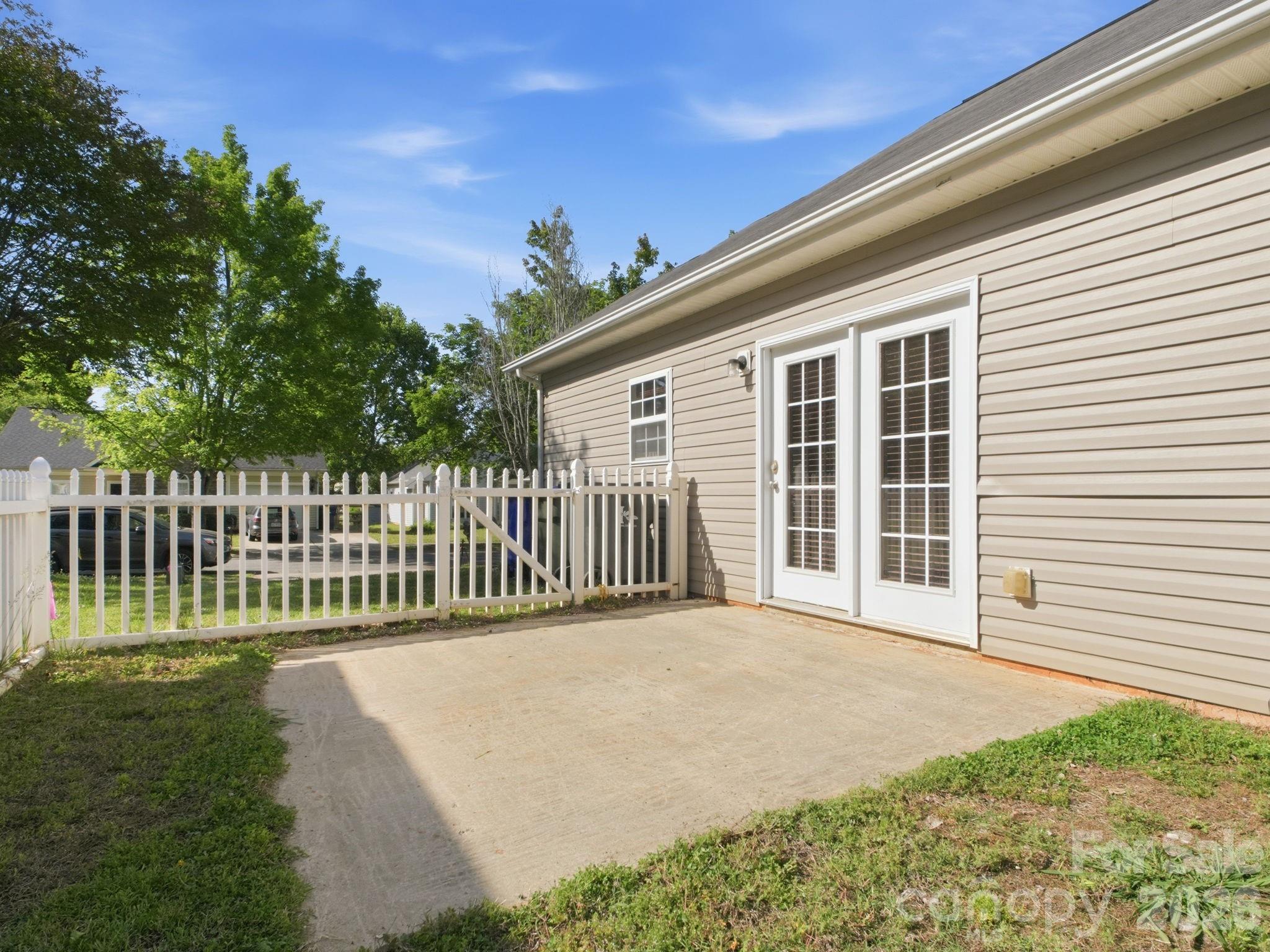 12519 Twelvetrees Lane — Huntersville