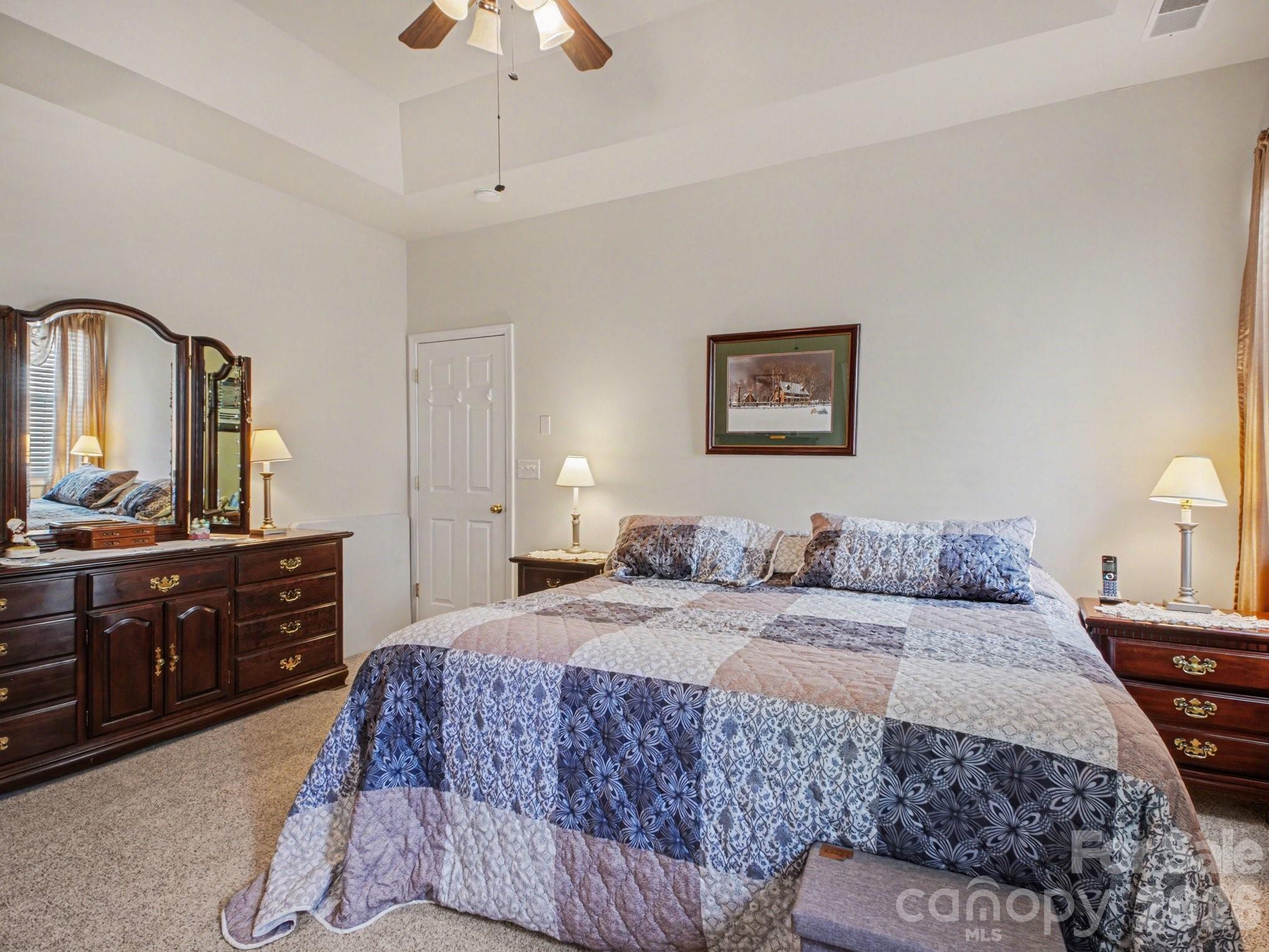 1274 Emory Lane NW — Concord