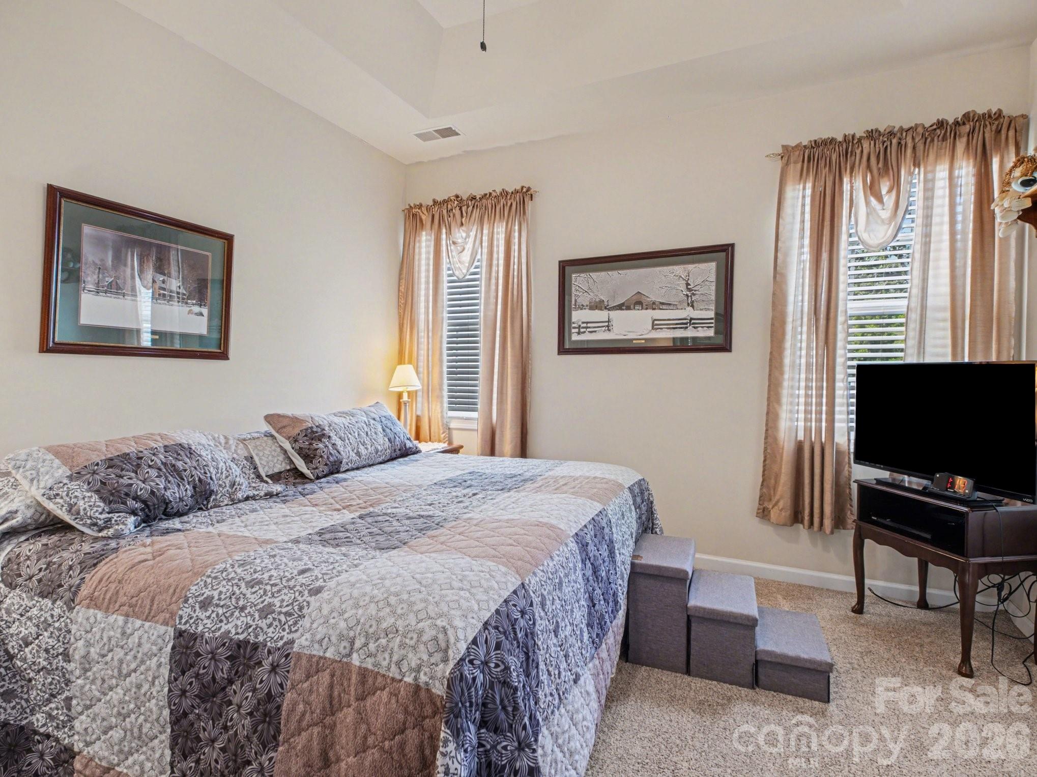 1274 Emory Lane NW — Concord