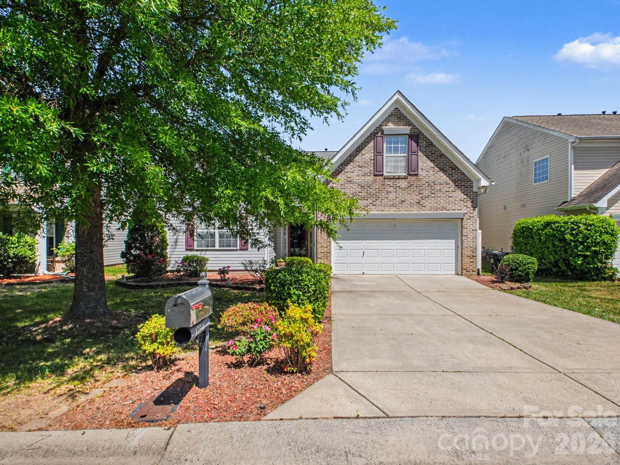 1274 Emory Lane NW — Concord