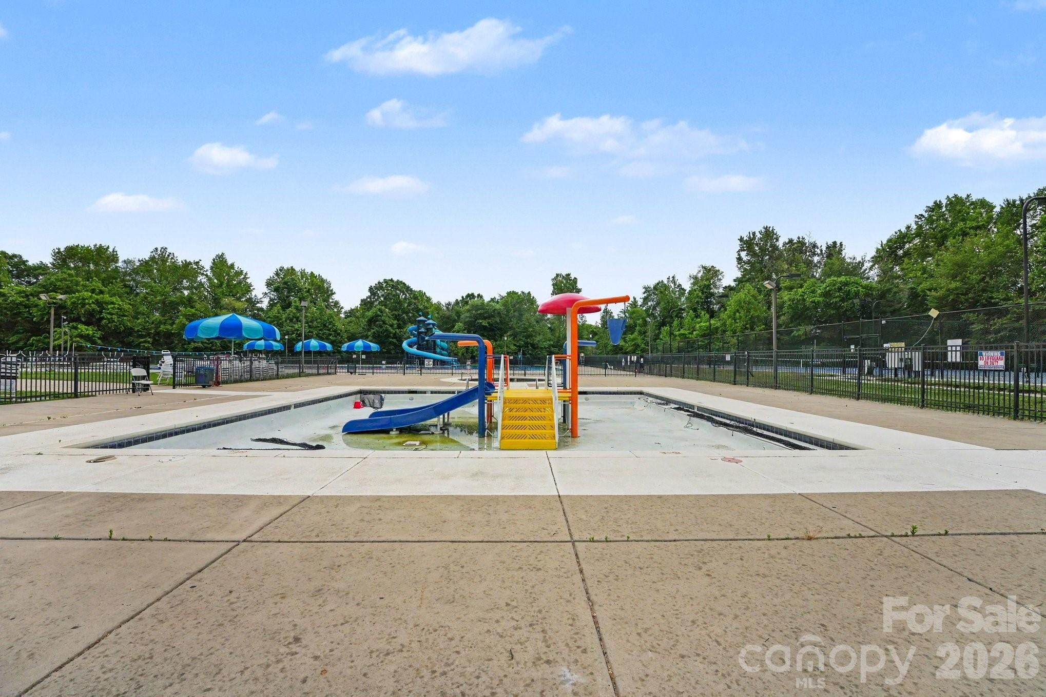 1274 Emory Lane NW — Concord