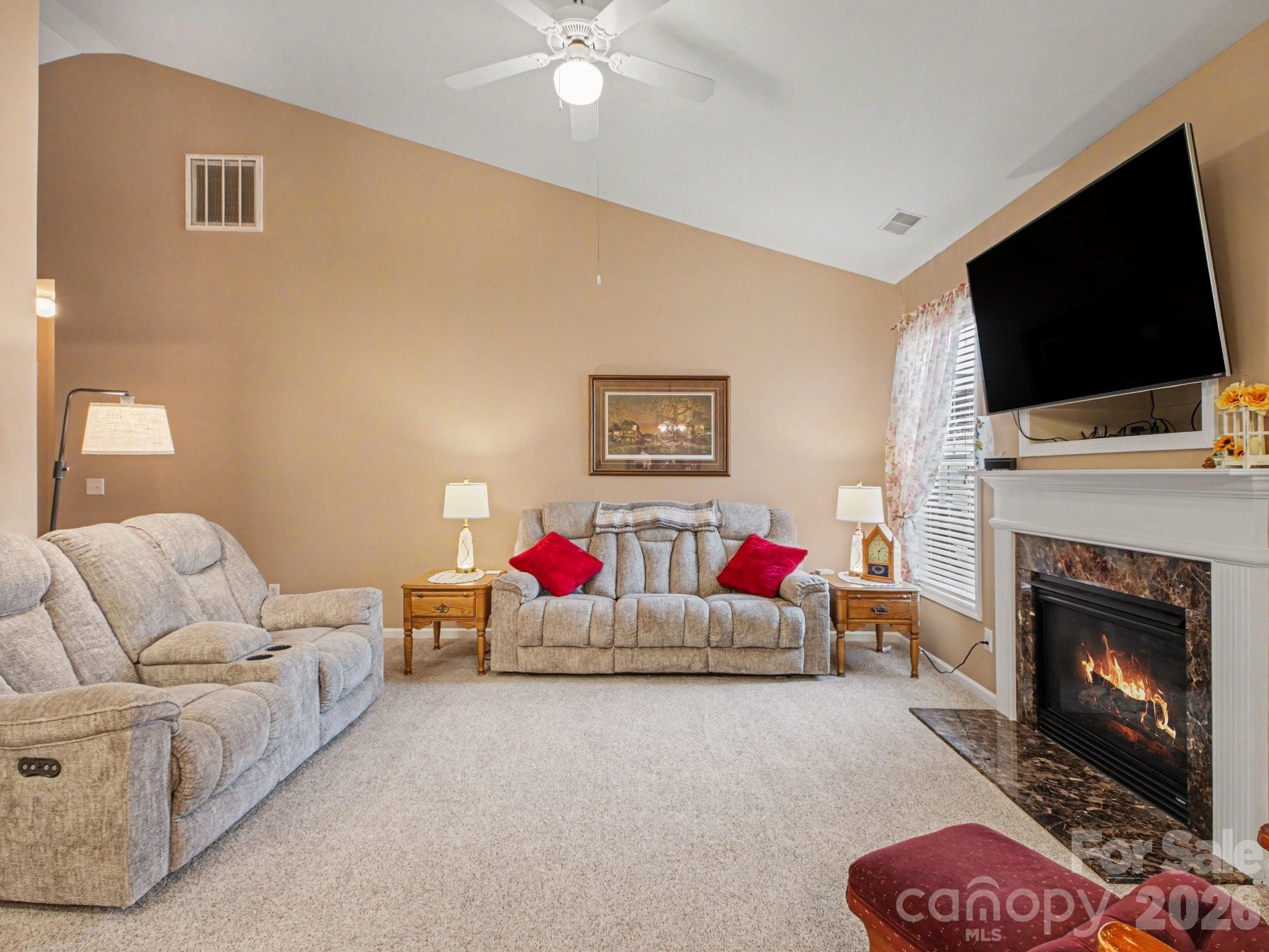 1274 Emory Lane NW — Concord