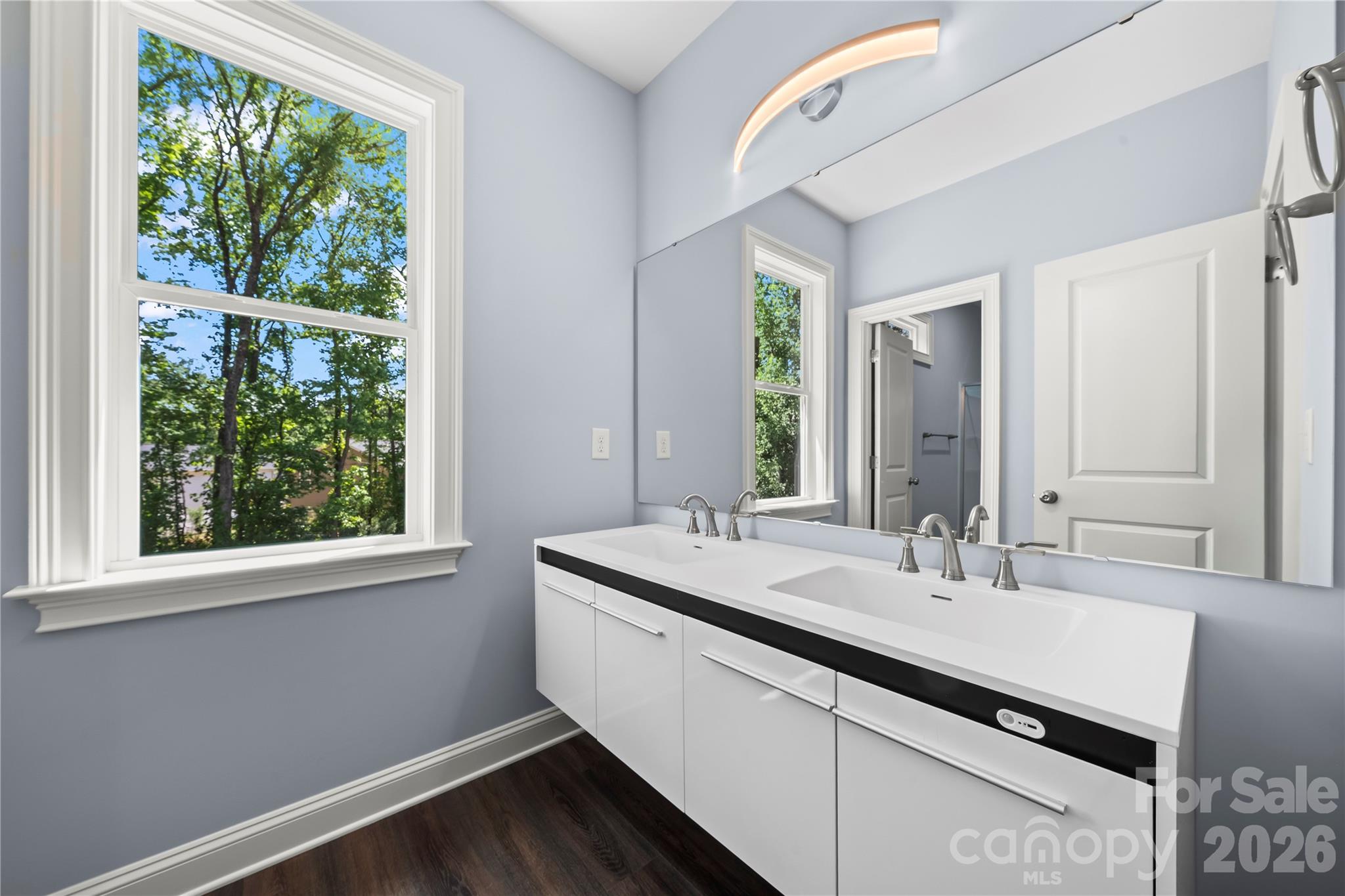 521 Austin Drive — Charlotte