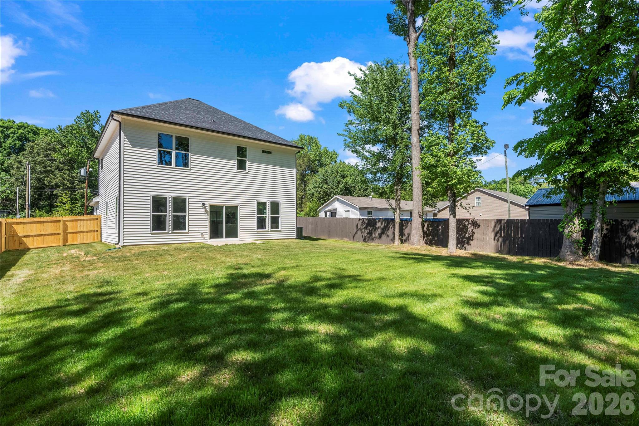 521 Austin Drive — Charlotte