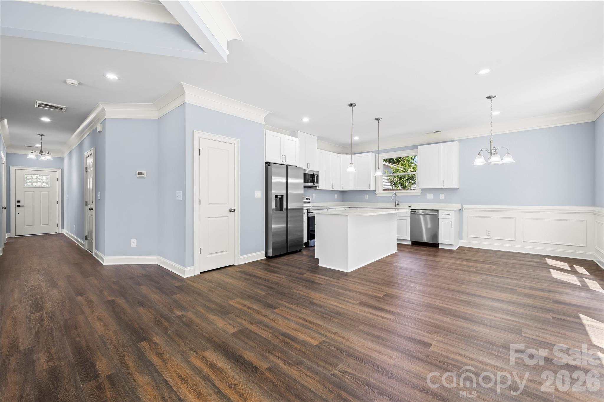 521 Austin Drive — Charlotte