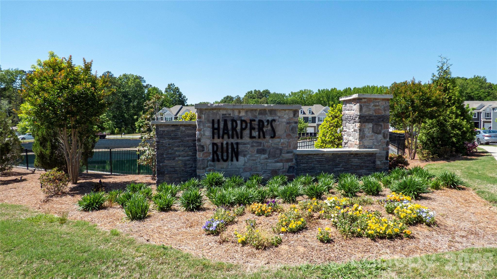 226 Harpers Run Lane — Matthews
