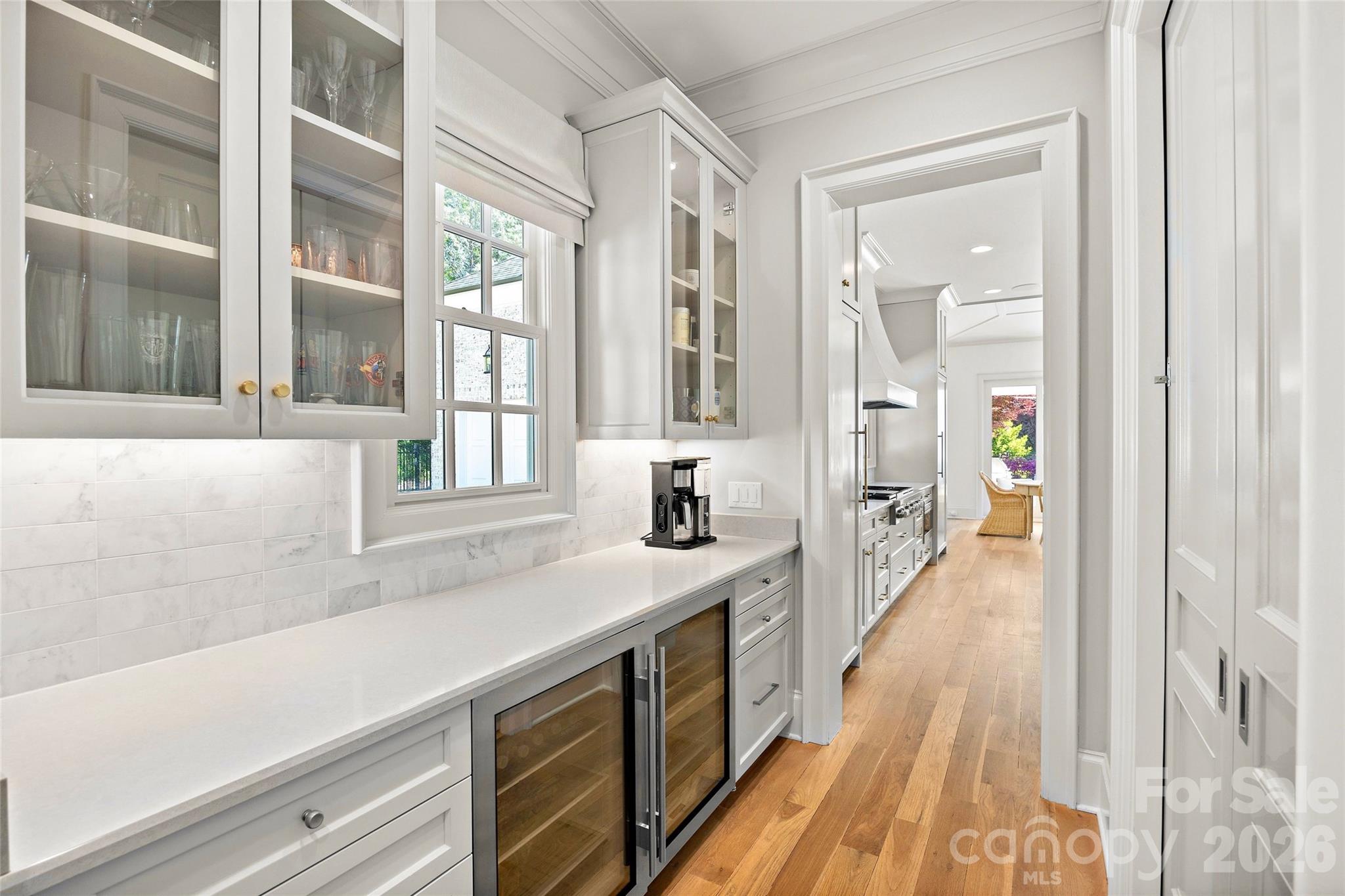 5917 Saint John Lane — Charlotte