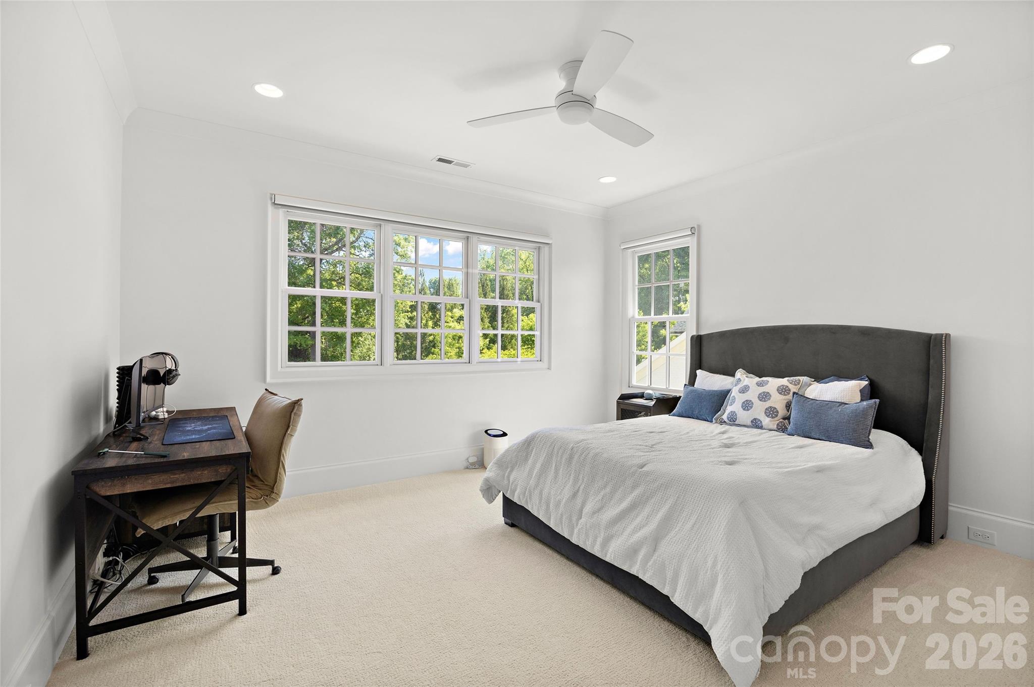 5917 Saint John Lane — Charlotte
