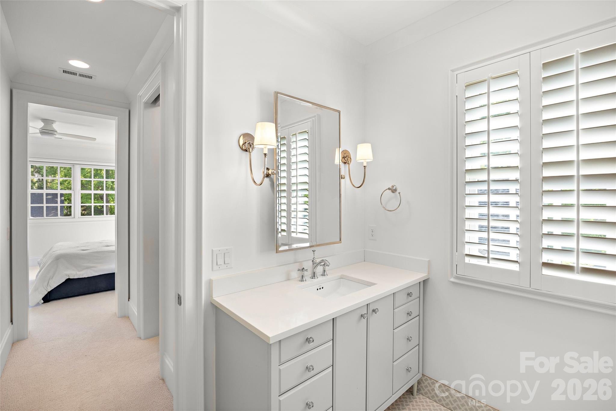 5917 Saint John Lane — Charlotte