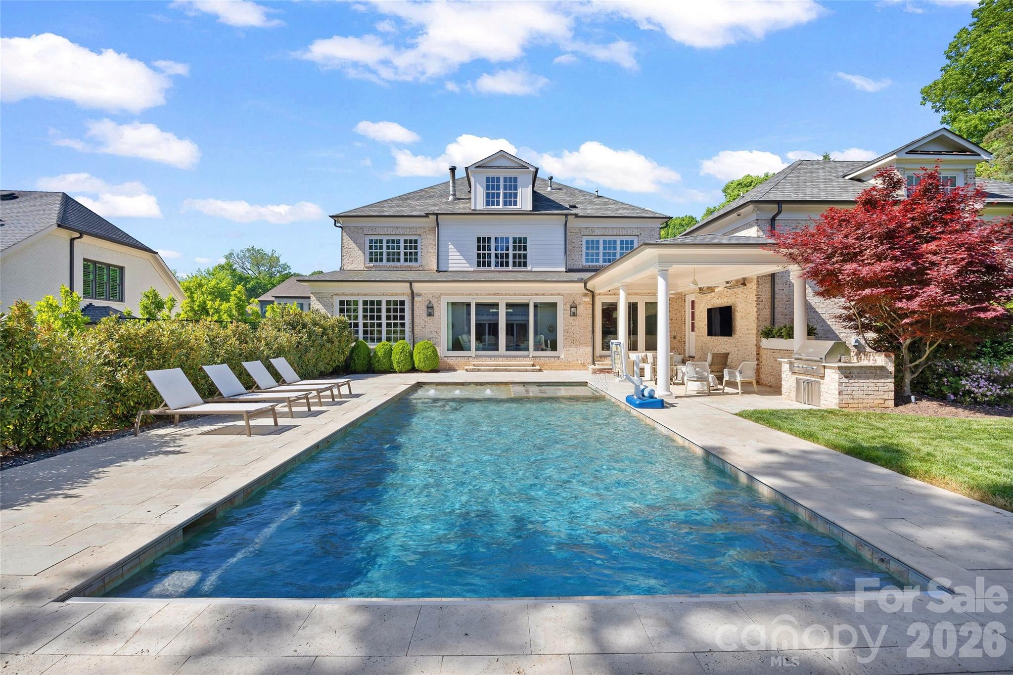 5917 Saint John Lane — Charlotte