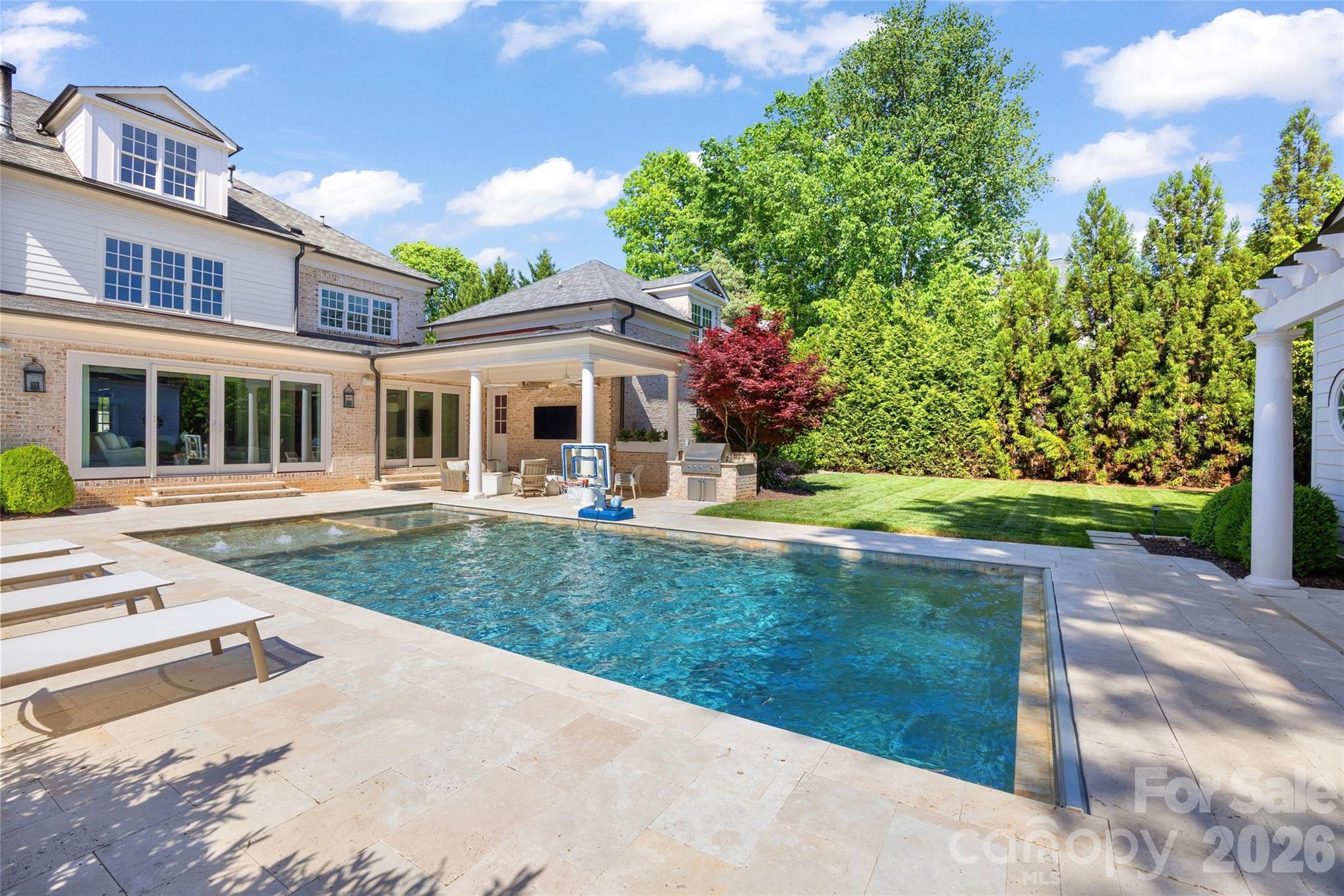 5917 Saint John Lane — Charlotte