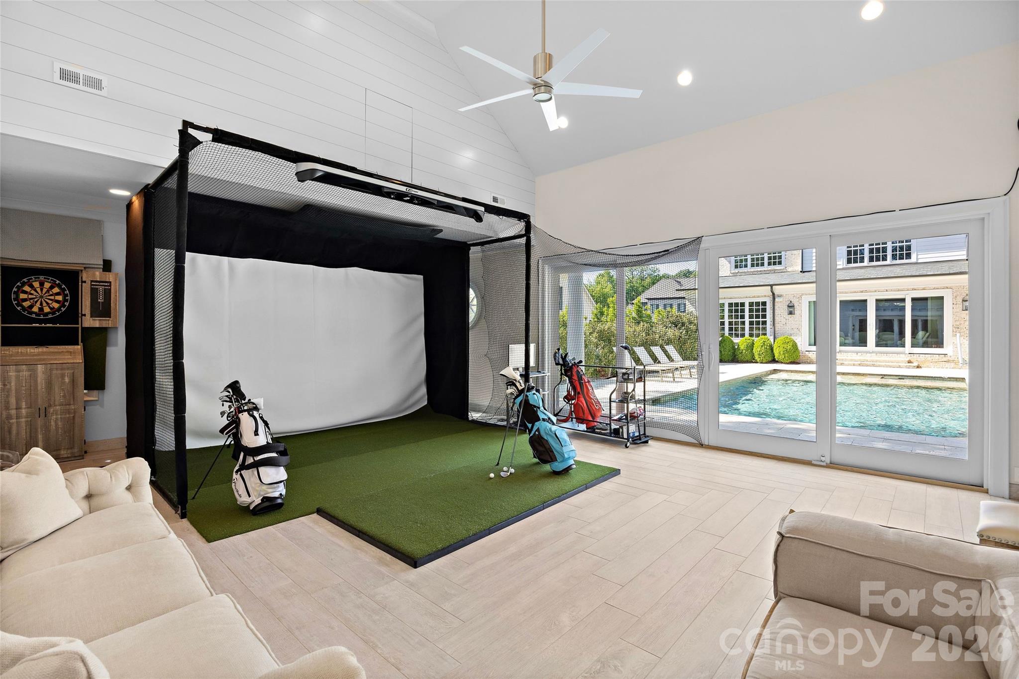 5917 Saint John Lane — Charlotte