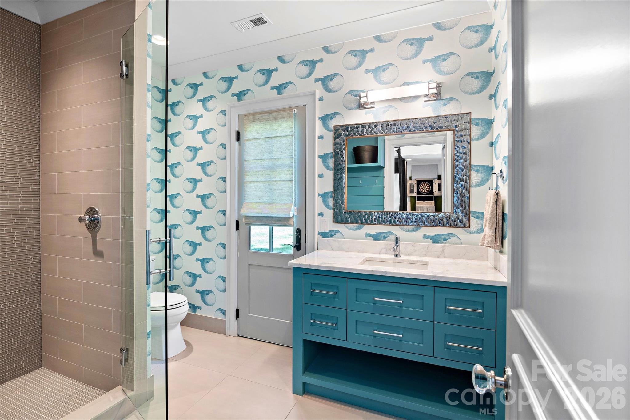 5917 Saint John Lane — Charlotte