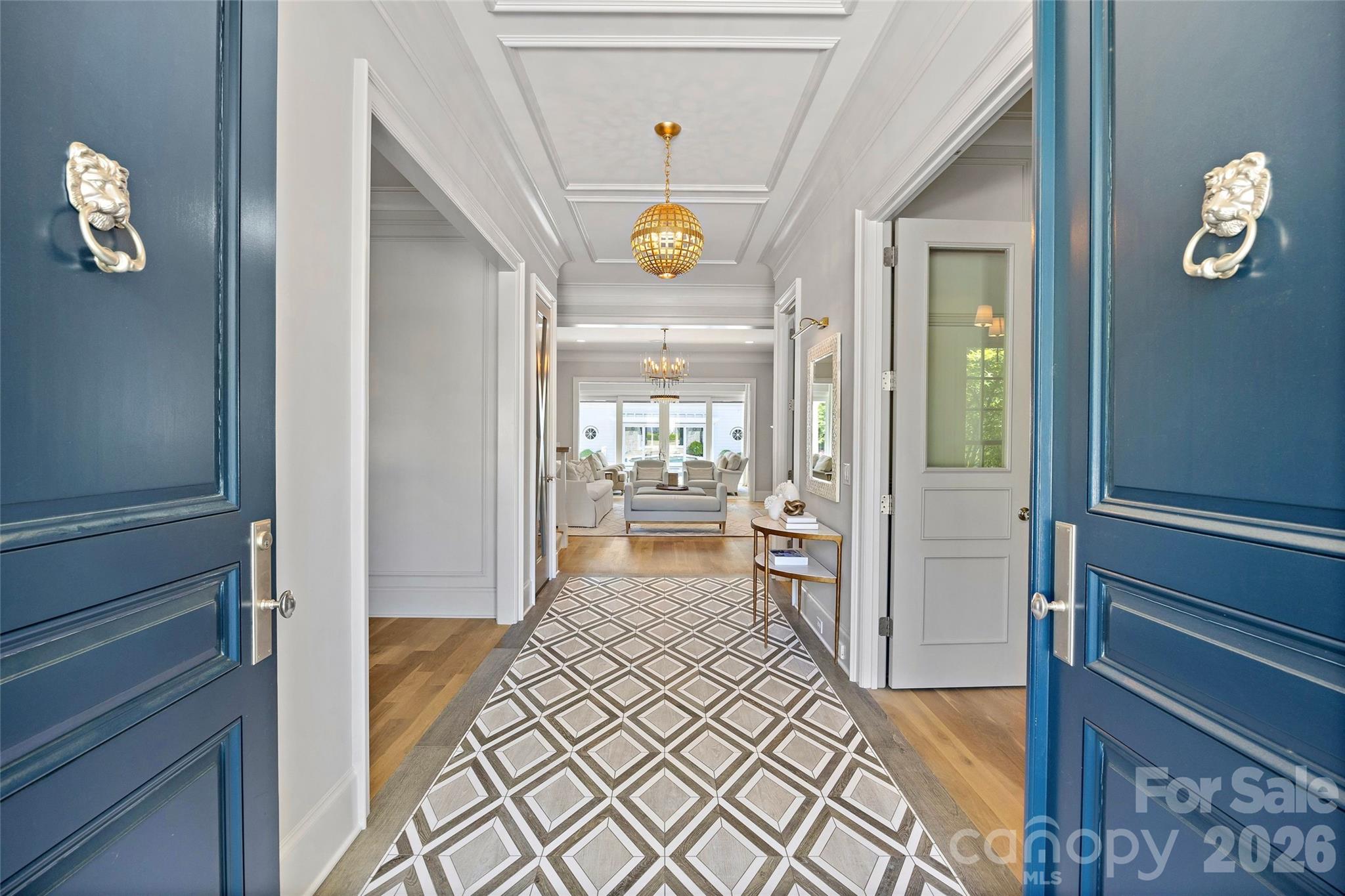 5917 Saint John Lane — Charlotte