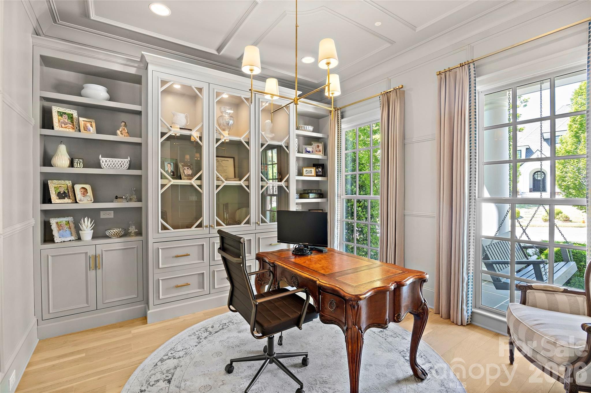 5917 Saint John Lane — Charlotte