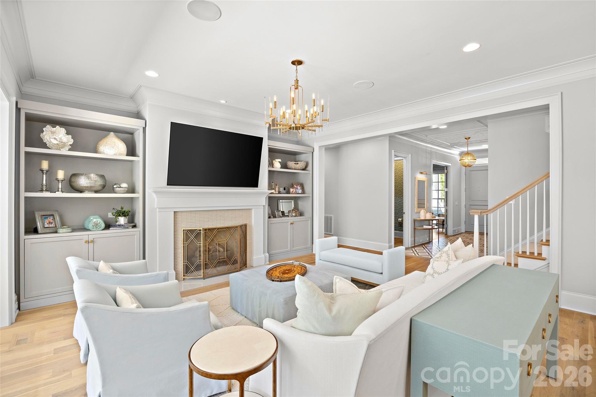 5917 Saint John Lane — Charlotte
