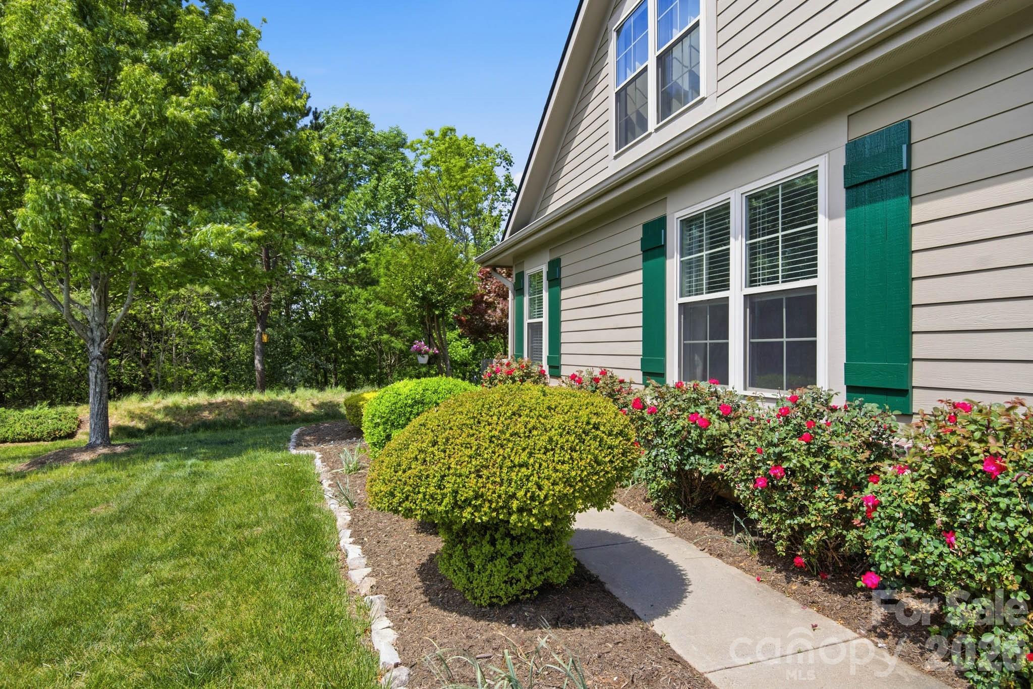 57 Outlook Circle — Swannanoa