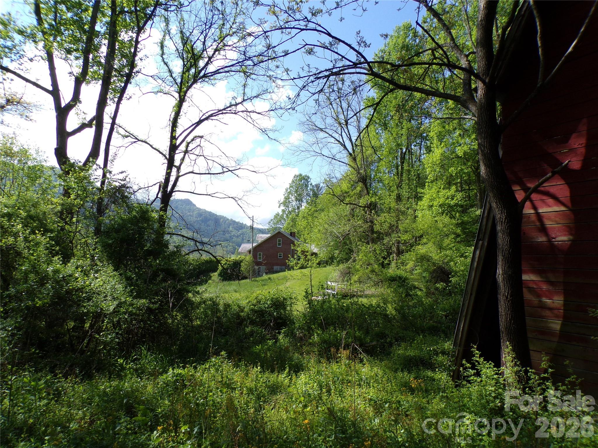 145 Kirks Drive — Hot Springs