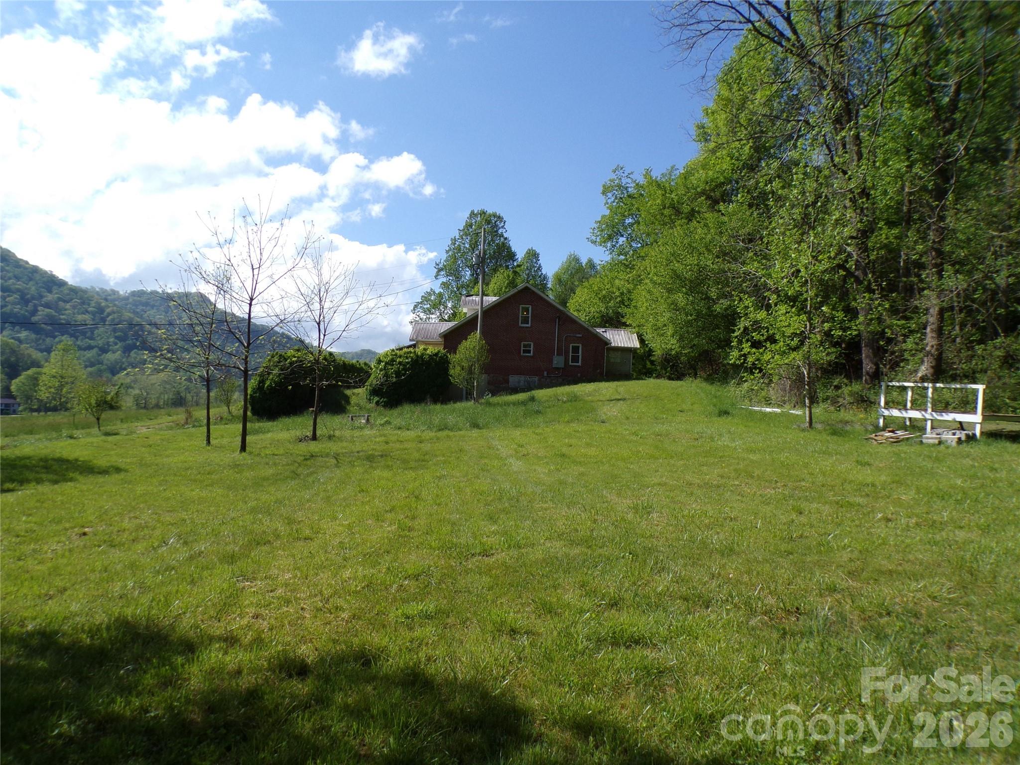145 Kirks Drive — Hot Springs