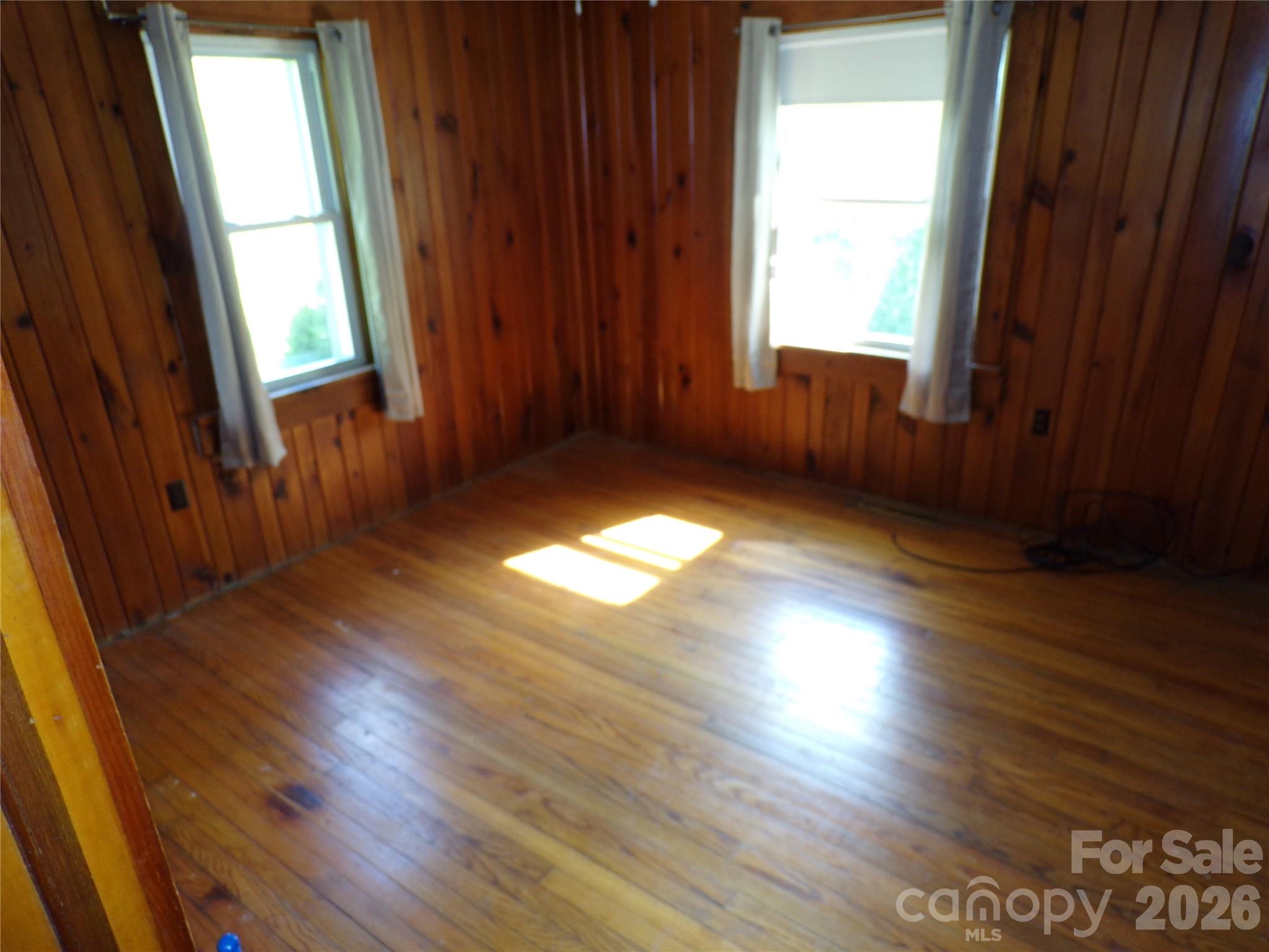 145 Kirks Drive — Hot Springs