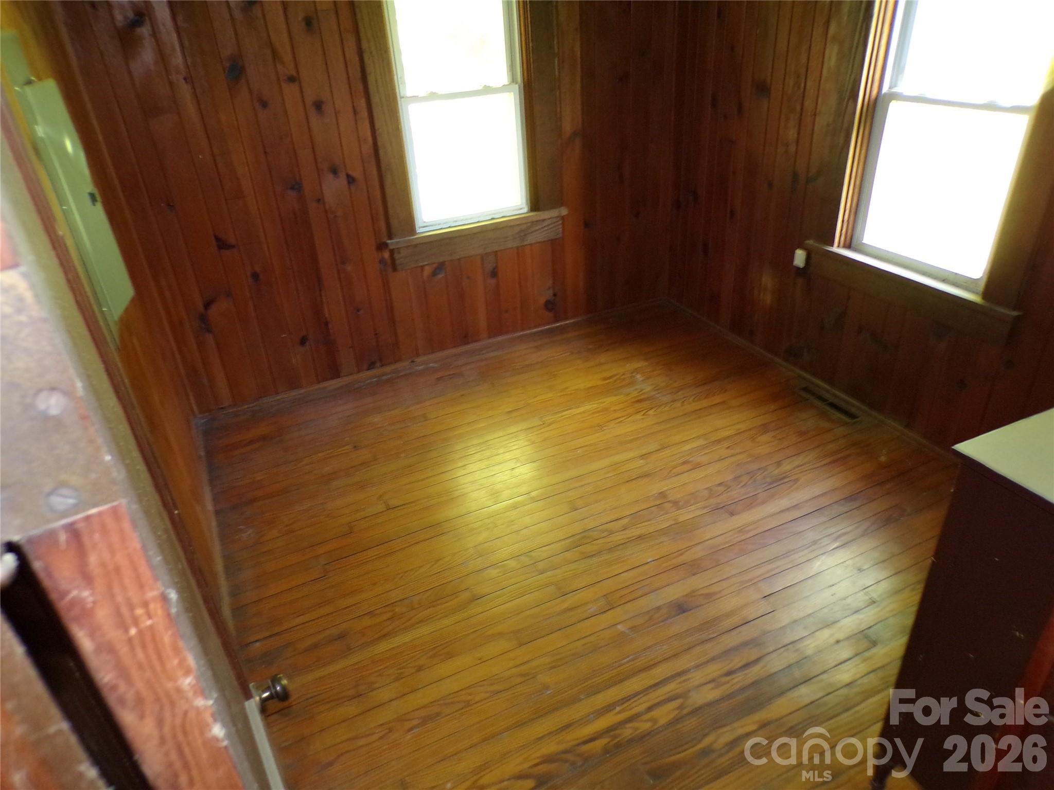 145 Kirks Drive — Hot Springs