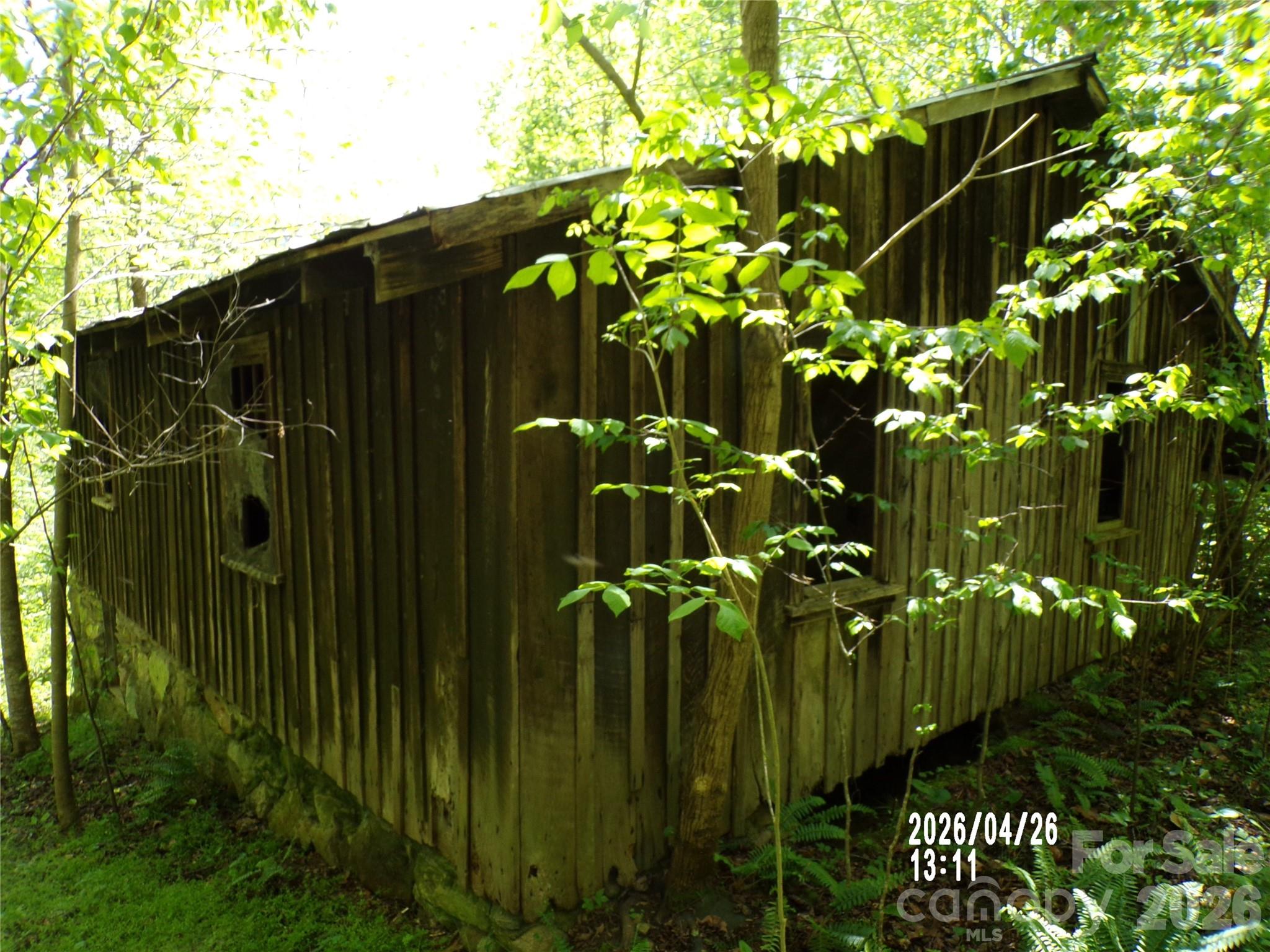 145 Kirks Drive — Hot Springs