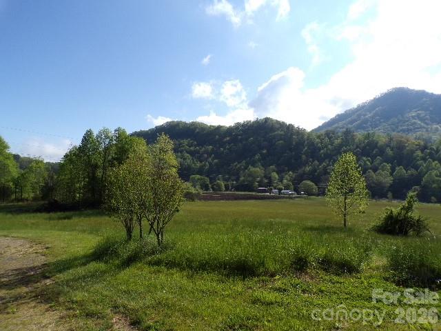 145 Kirks Drive — Hot Springs