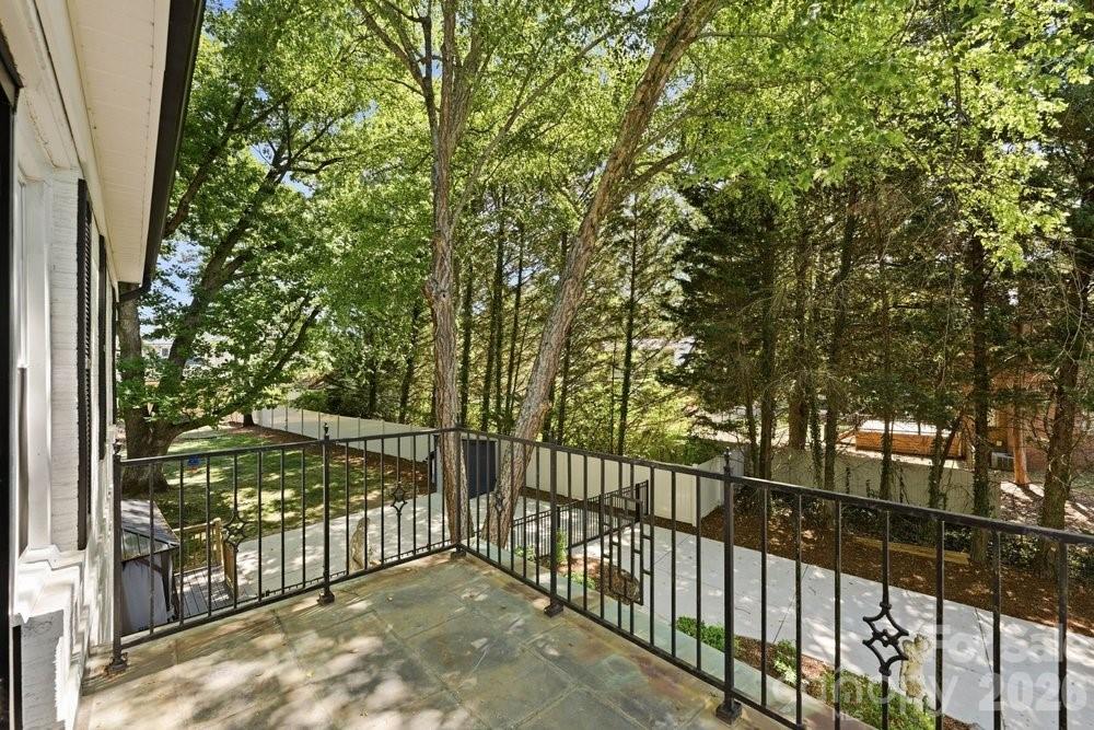 4341 Old Saybrook Court — Charlotte
