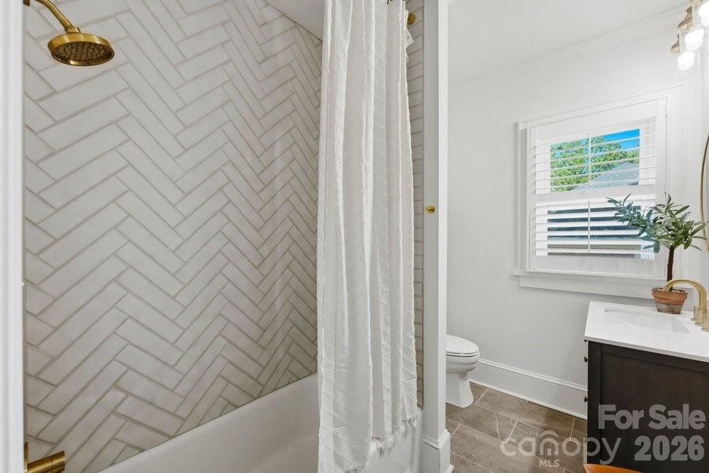 4341 Old Saybrook Court — Charlotte