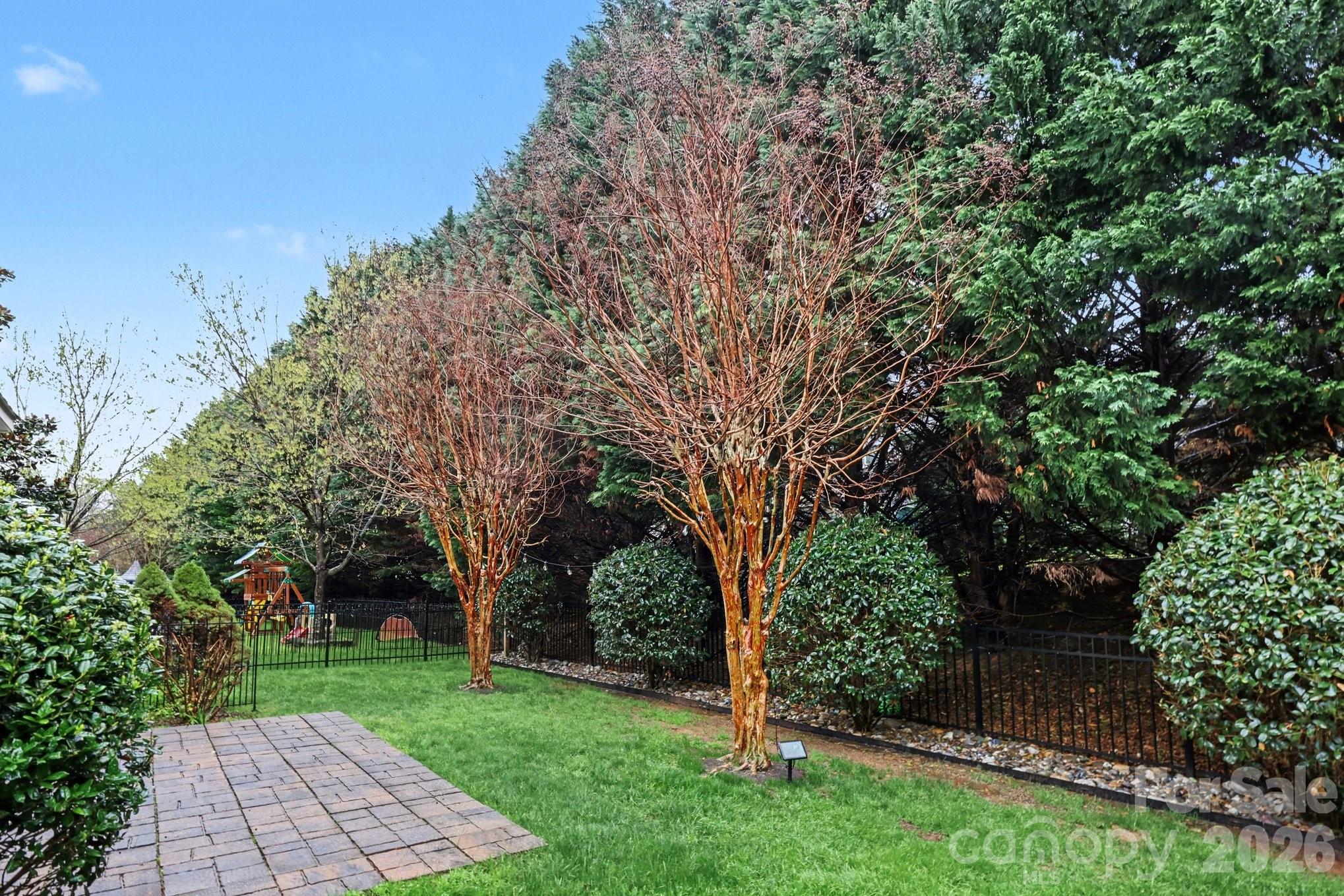 1022 Fleming Lane — Matthews