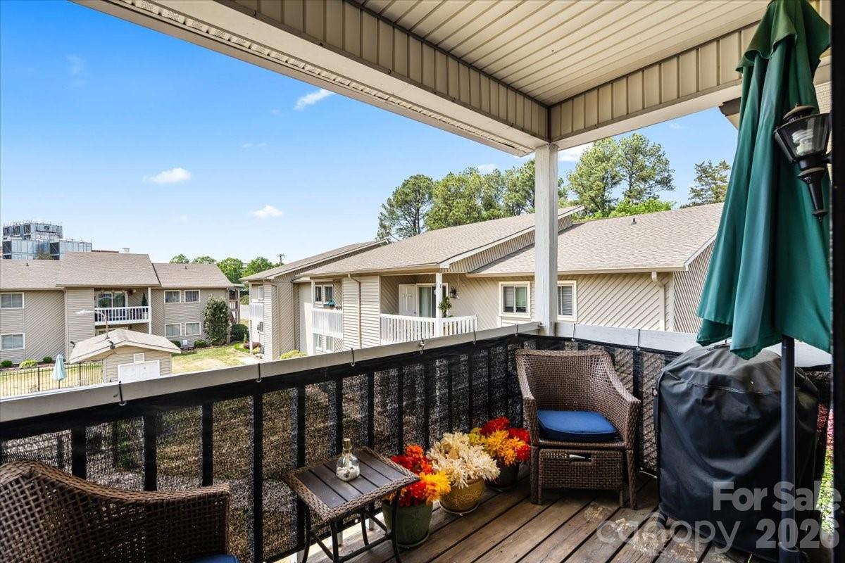 140 Lake Concord Road NE #D10 — Concord
