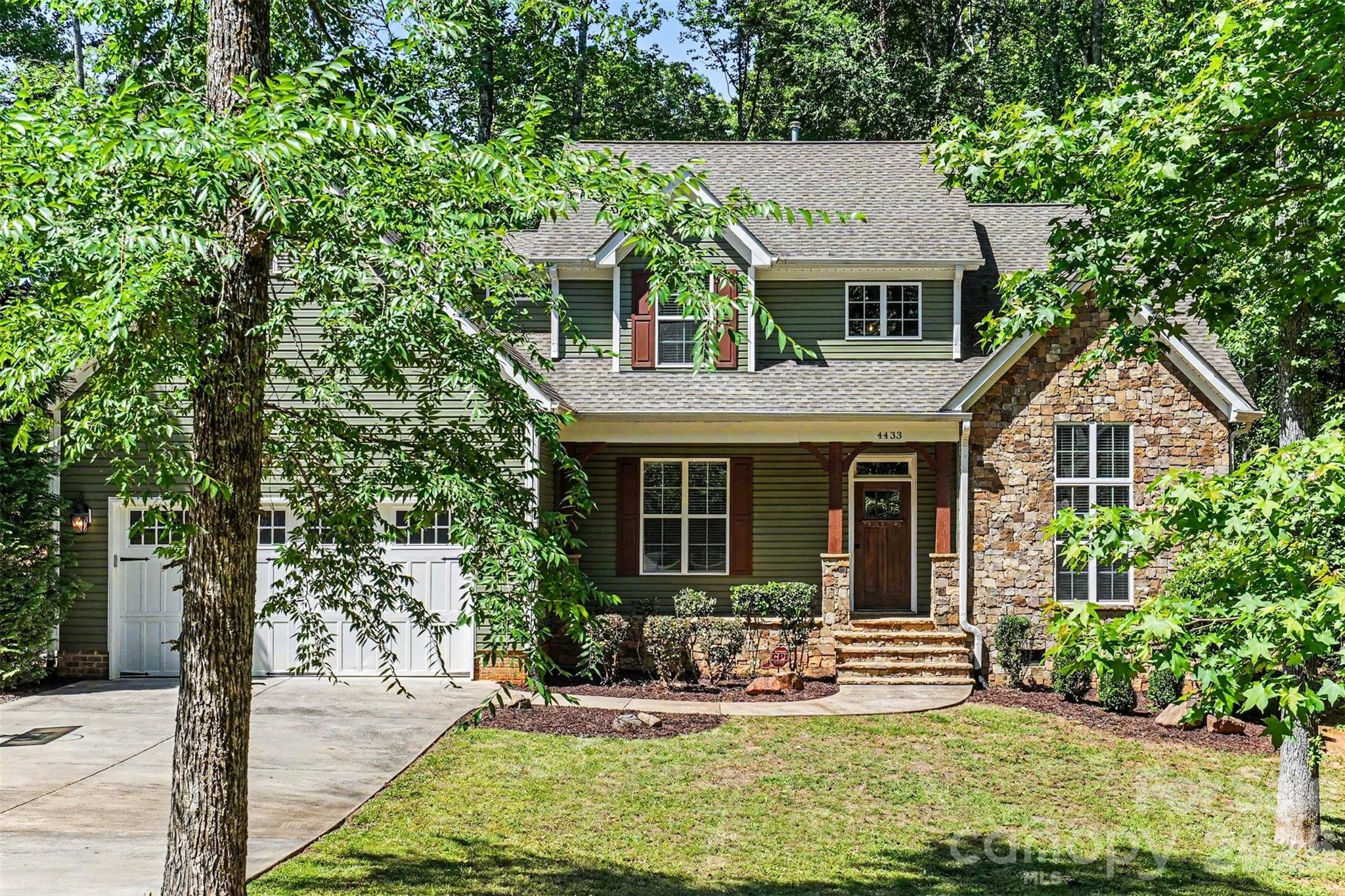 4433 Brookwood Road — Charlotte
